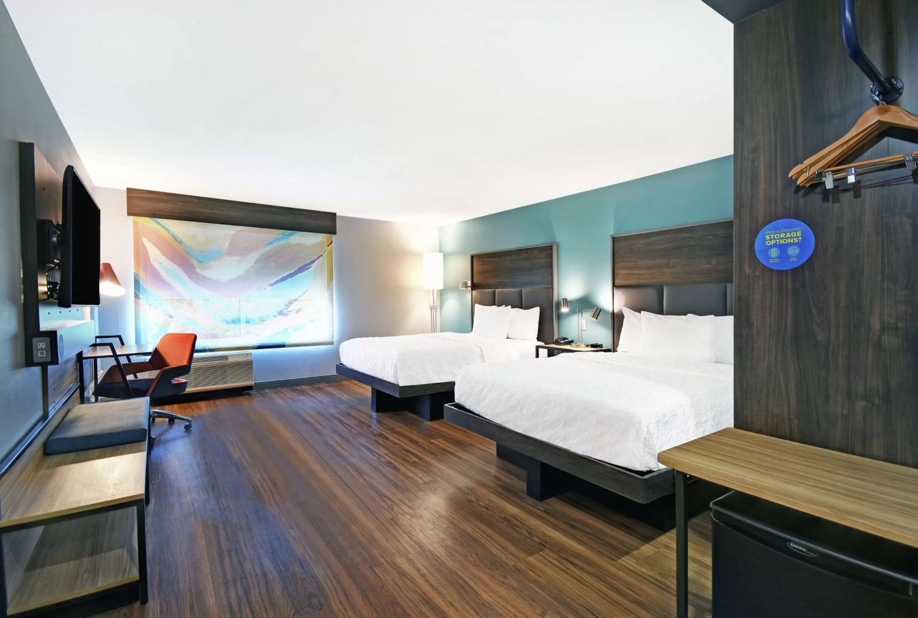 Queen Room - Mobility/Hearing Accessible with Shower in Tru By Hilton Grand Rapids Airport