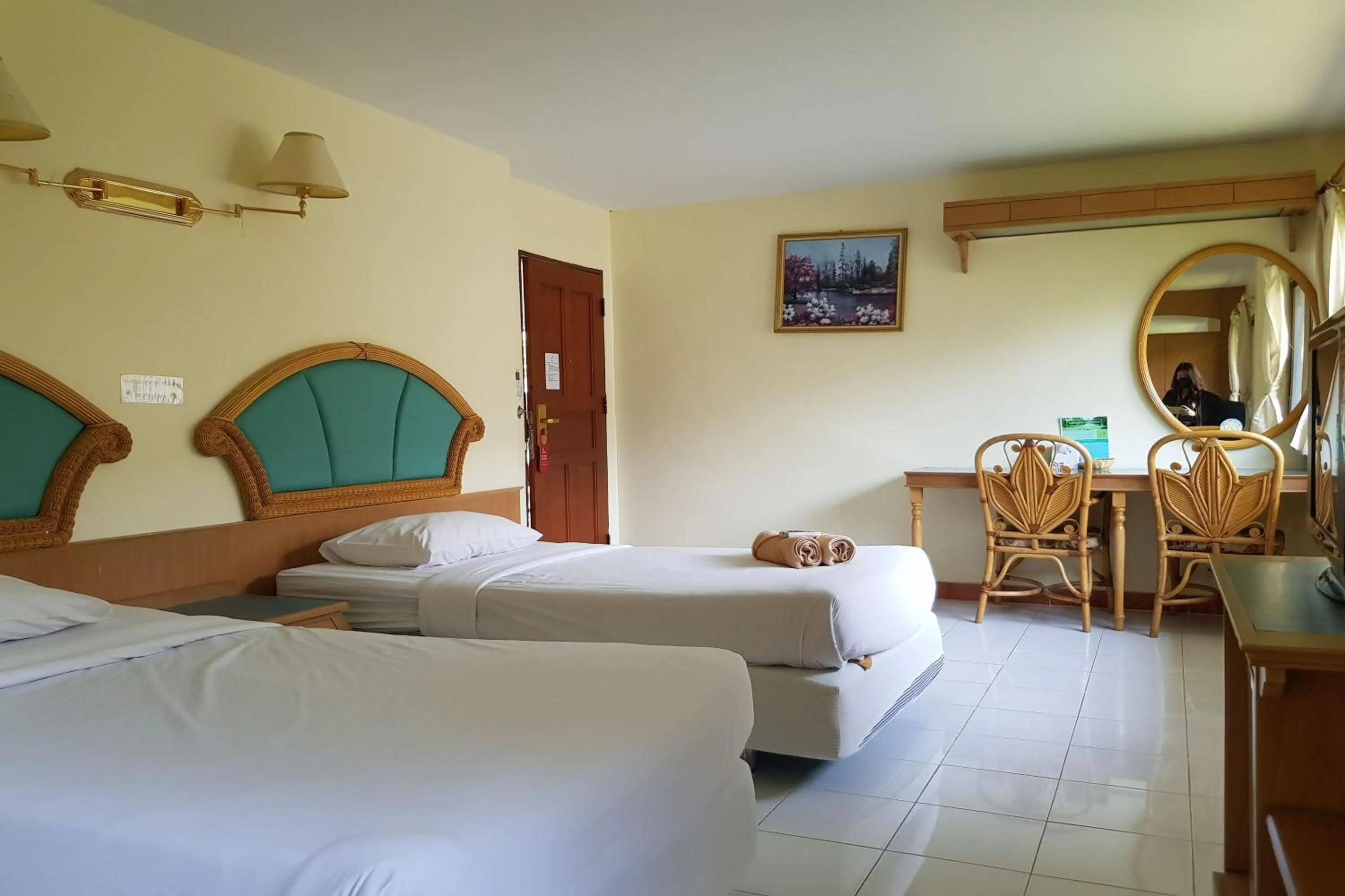 Standard Twin Room in TaLeKaew Resort SHA