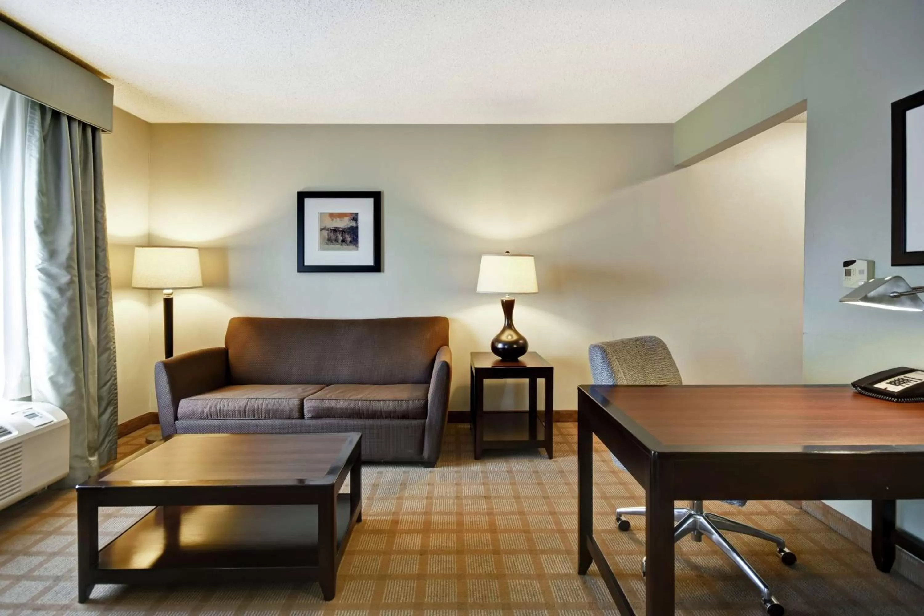 King Studio Suite with Whirlpool - Non-Smoking in Hampton Inn & Suites Detroit-Canton