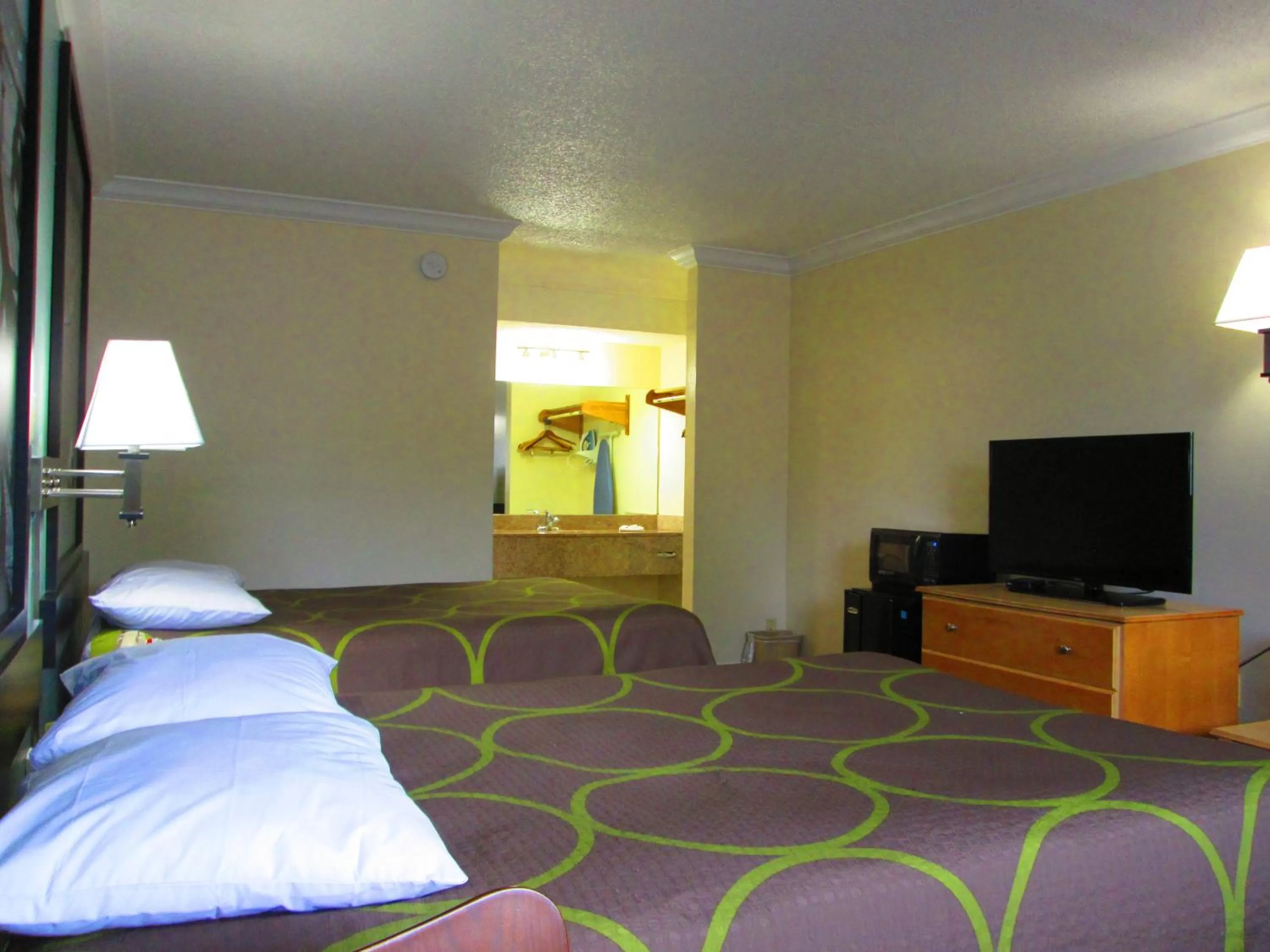 Two Double Beds - Non-Smoking in Super 8 by Wyndham Ft Walton Beach