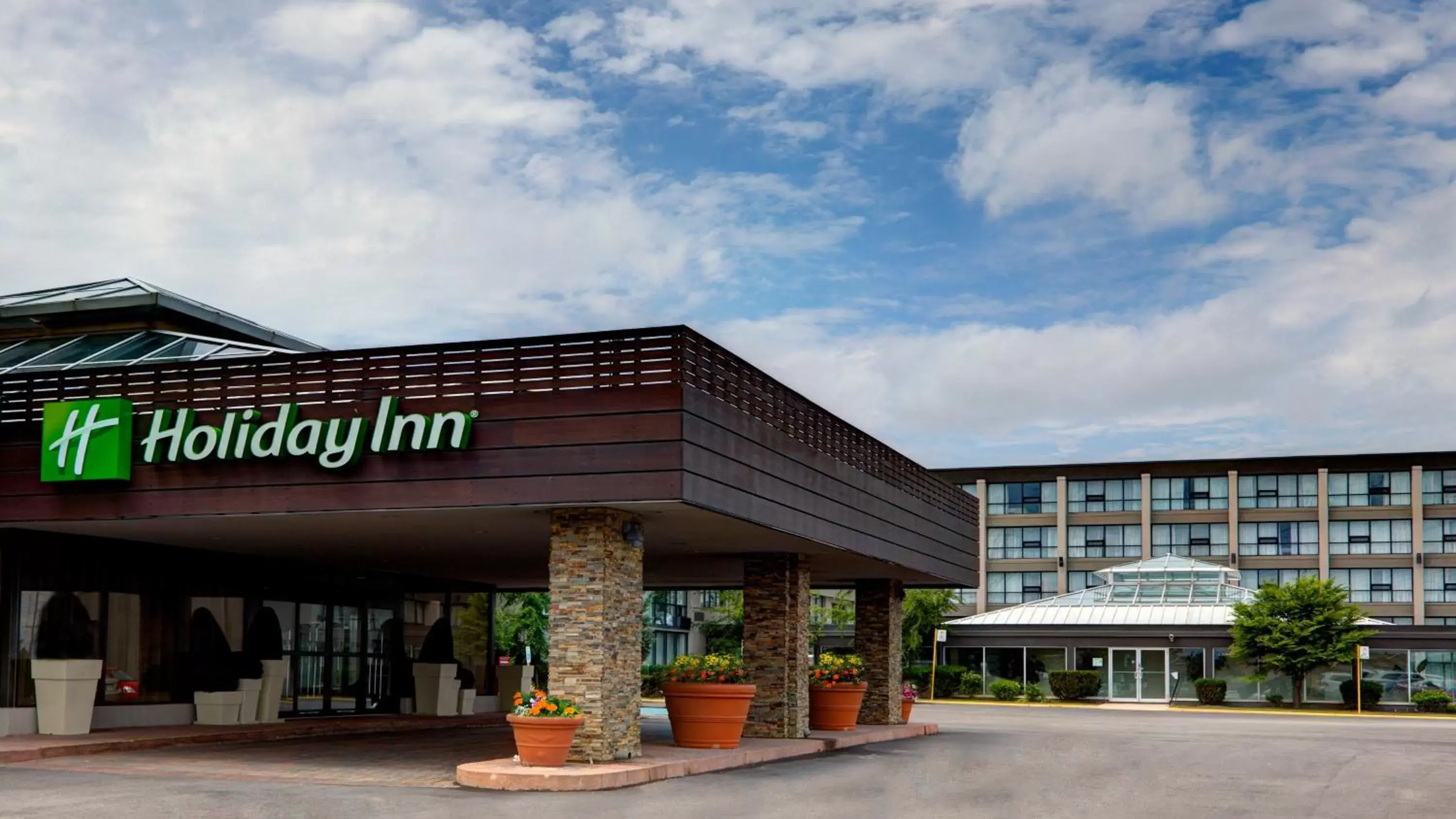 Holiday Inn Toronto Airport East by IHG Holiday Inn Toronto Airport East by IHG