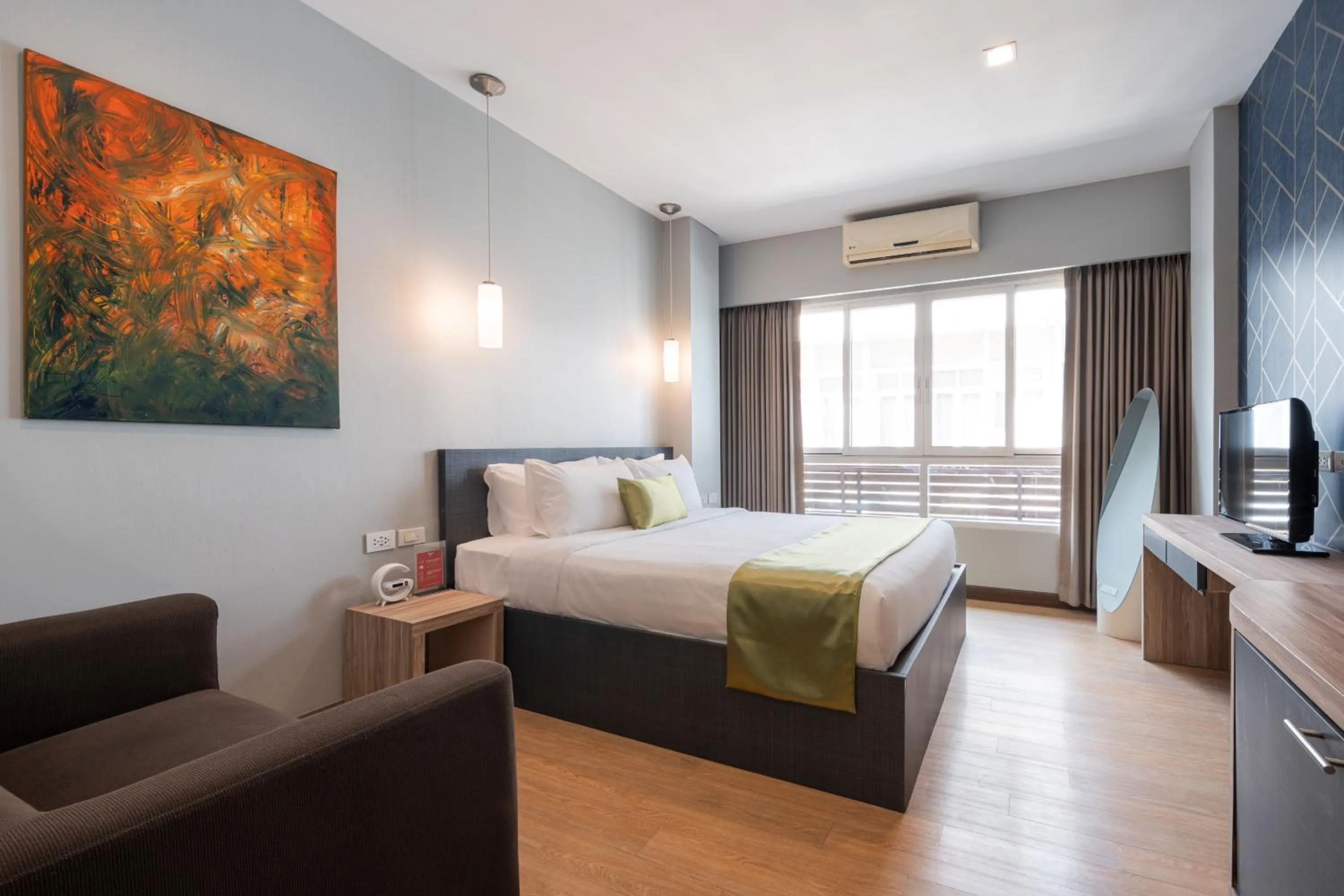 Deluxe Double or Twin Room in iCheck inn Gems Center Silom