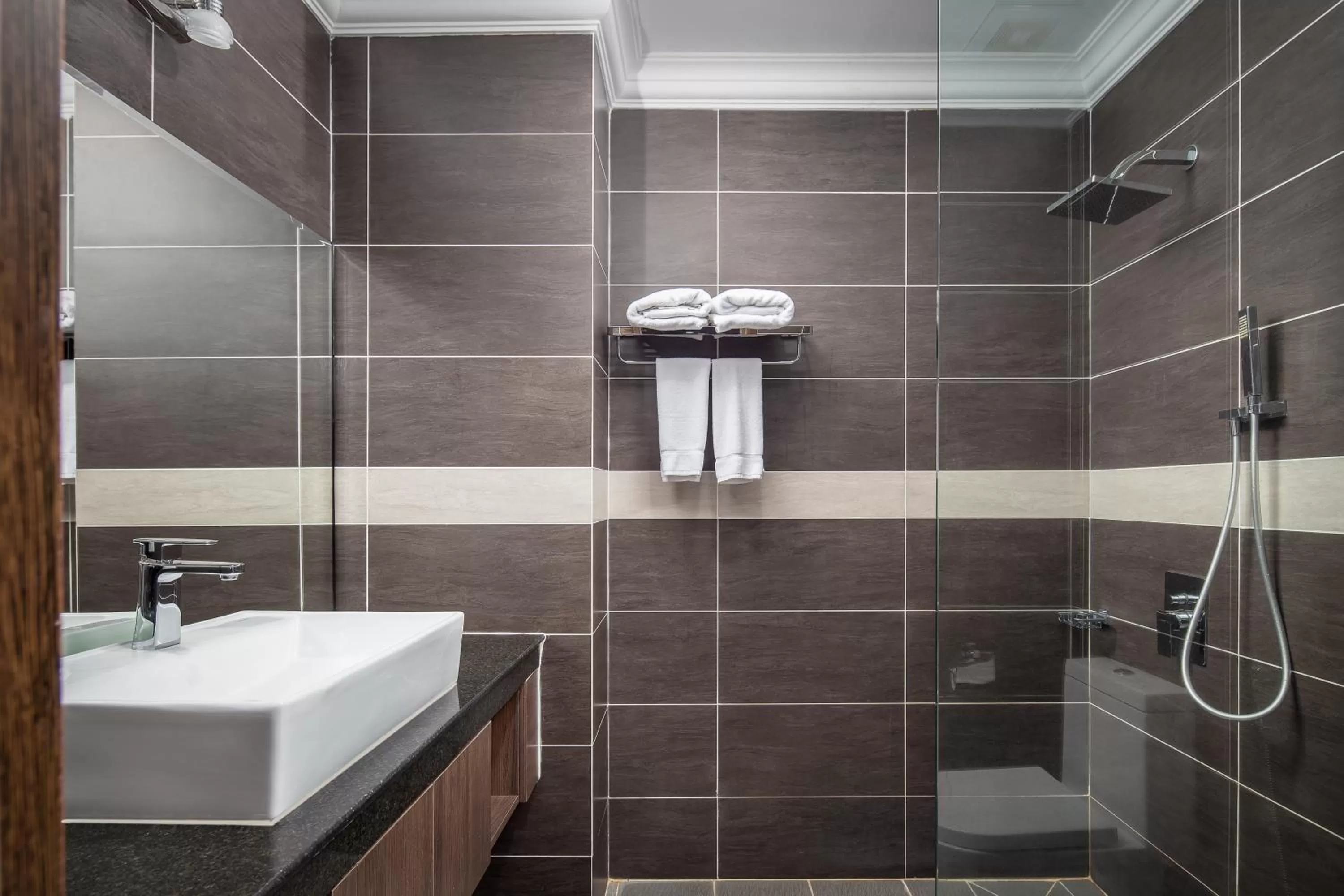 Deluxe Double Room in HM Grand Central Hotel