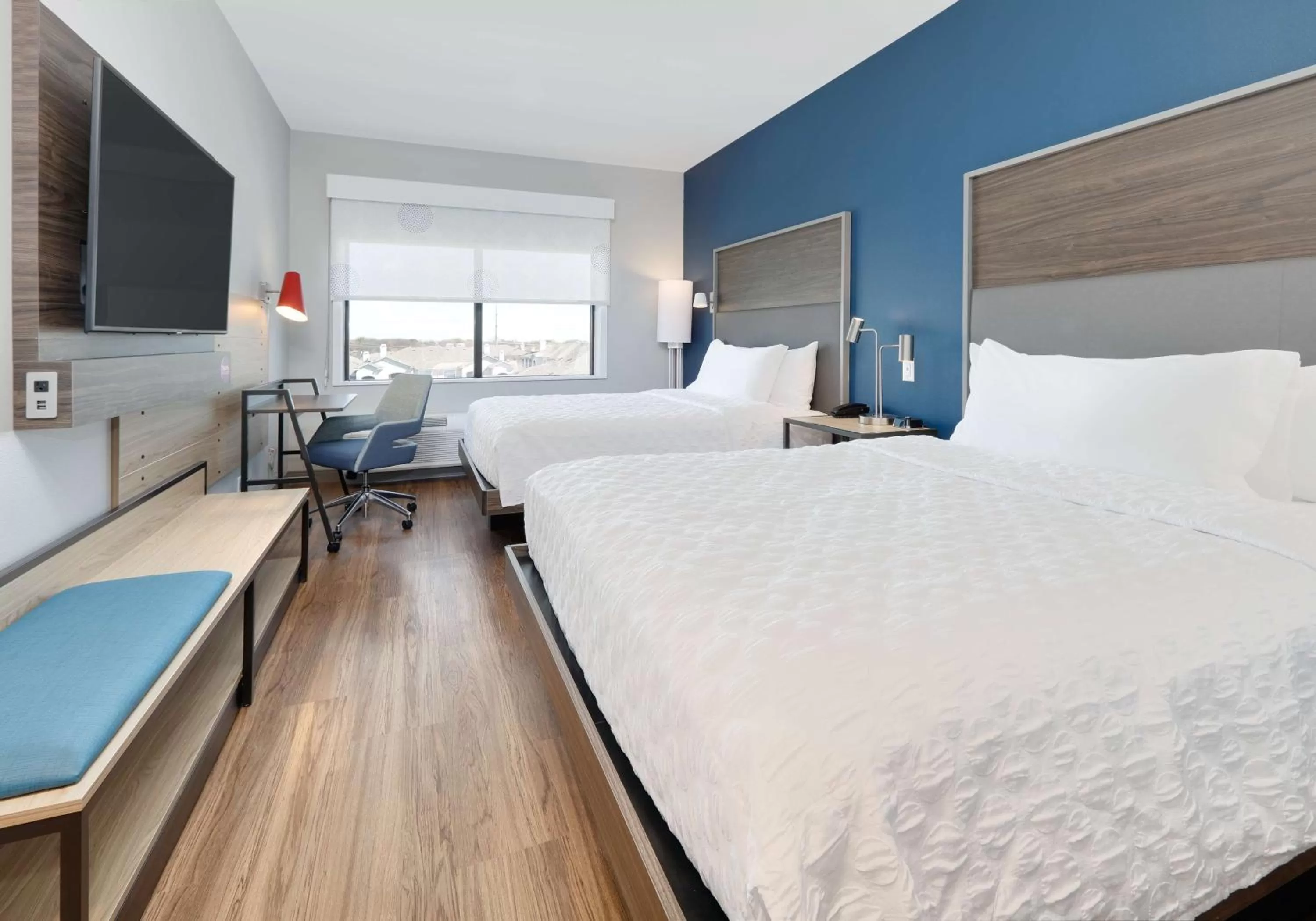 Queen Room with Two Queen Beds in Tru By Hilton Euless Dfw West, Tx