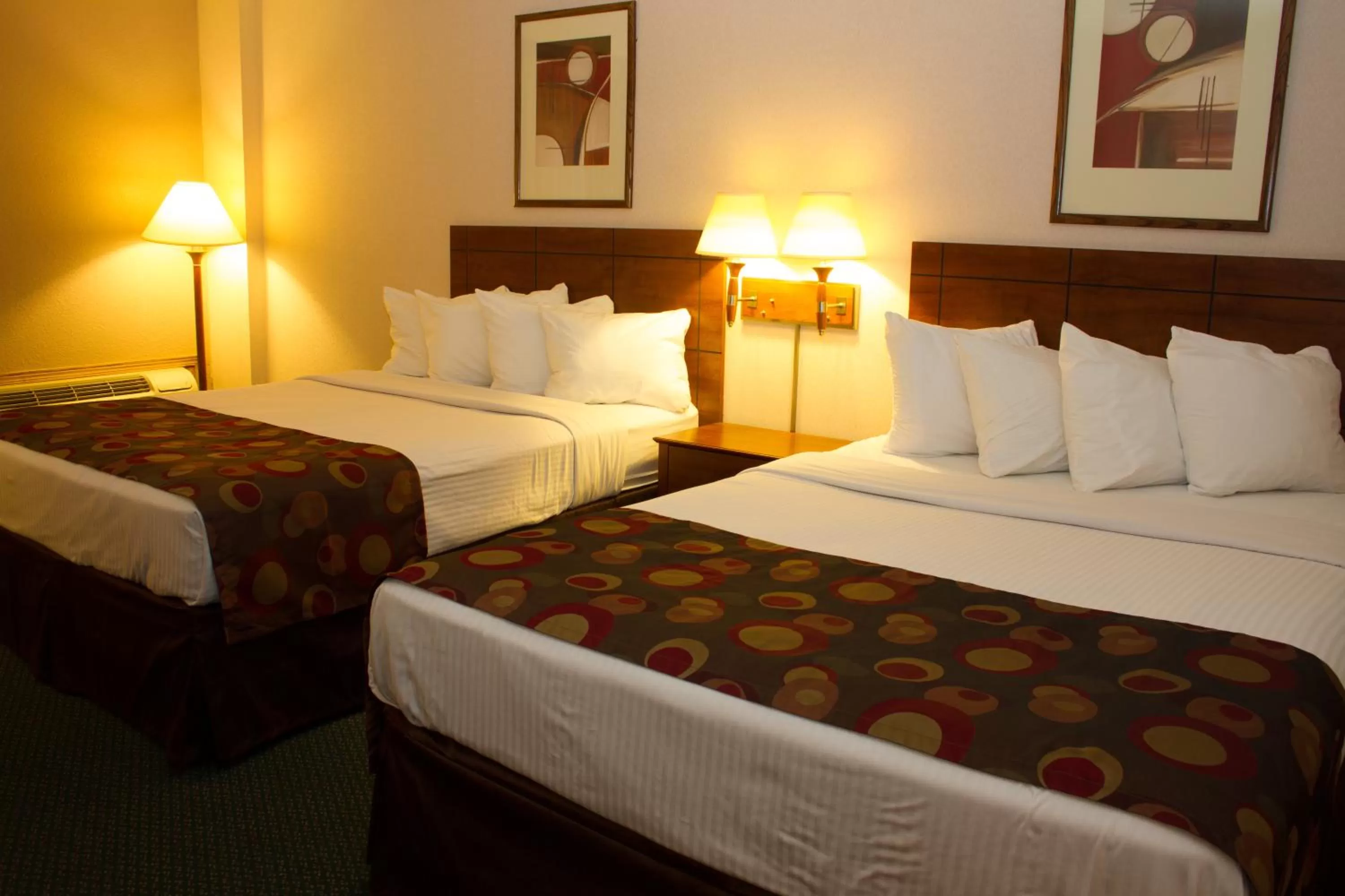 Double Room with Two Double Beds - Mobility Access/Non-Smoking in Ramada by Wyndham Bismarck