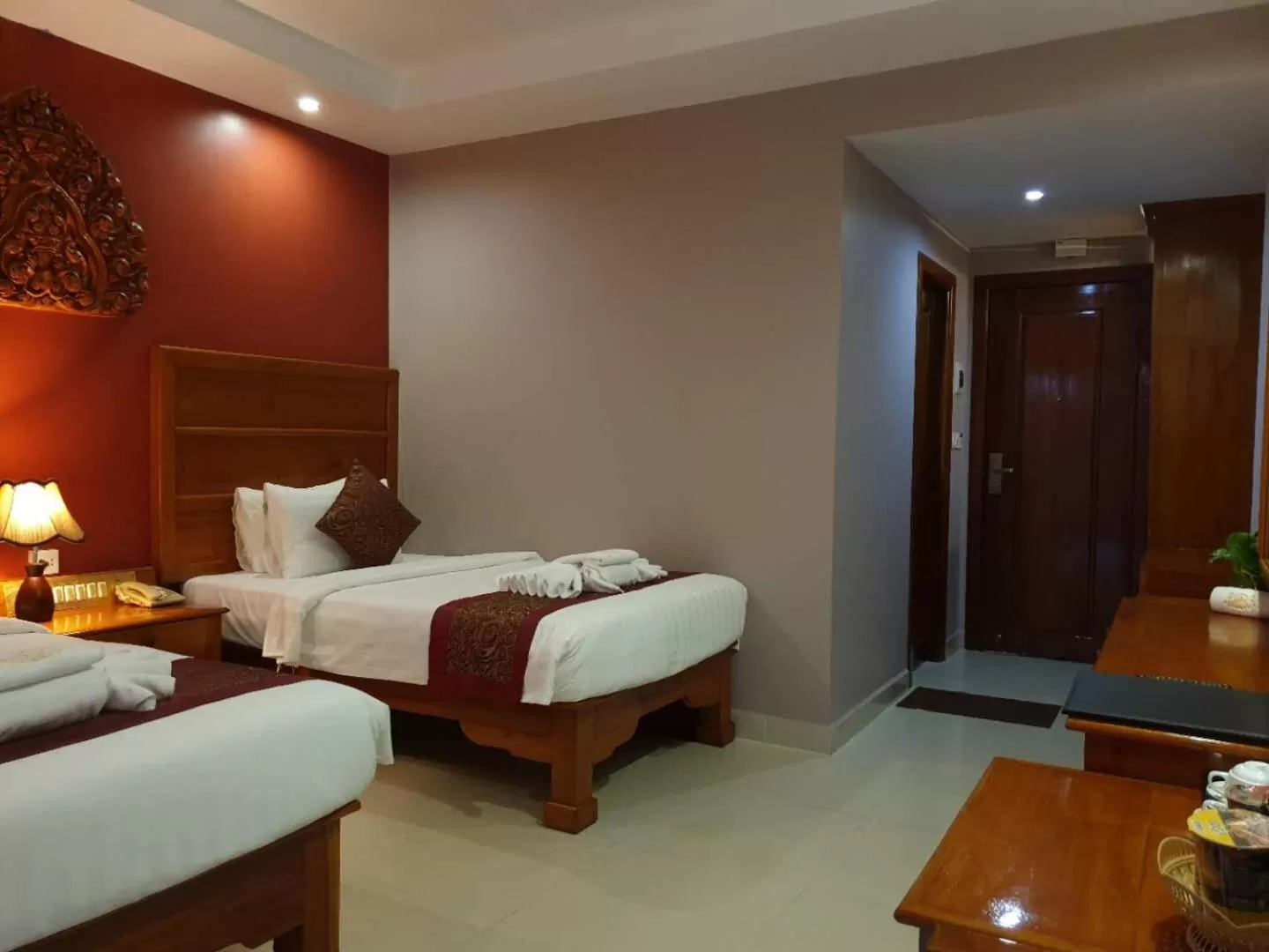 Deluxe Twin Room in Aristocrat Residence & Hotel