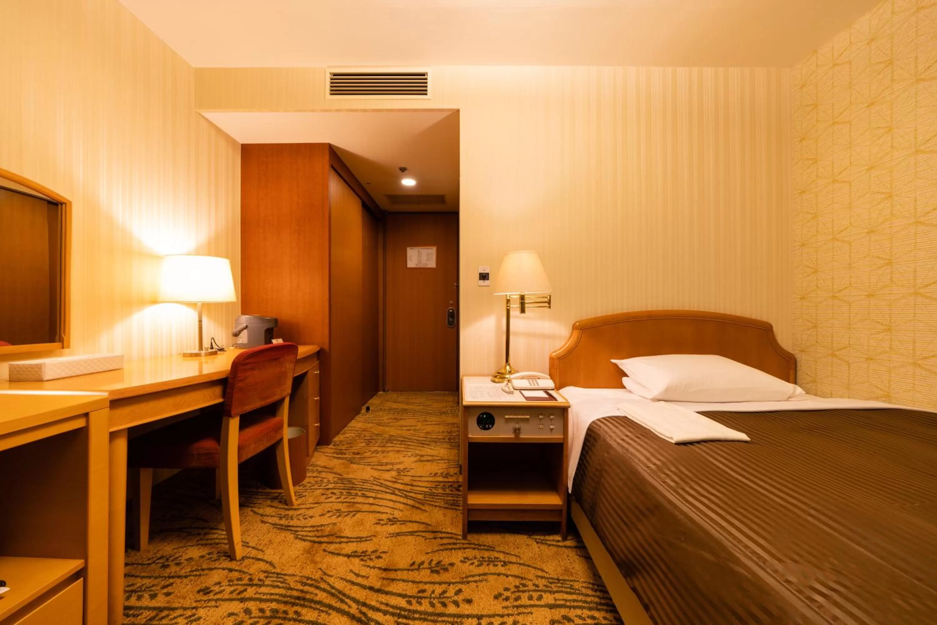 Standard Single Room - single occupancy - Non-Smoking in Hotel Okura Niigata