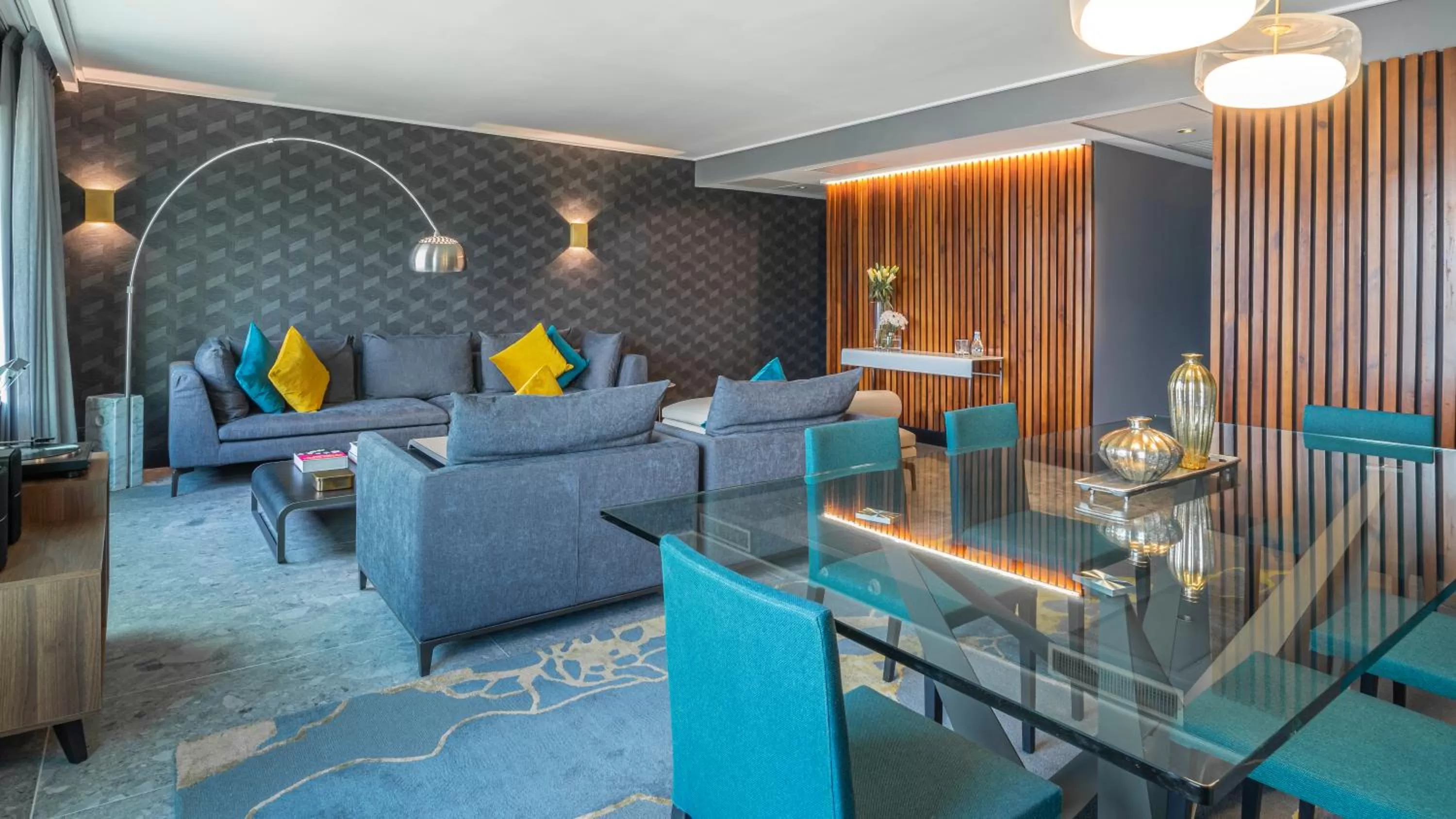 Presidential King Suite in Pullman Santiago Vitacura