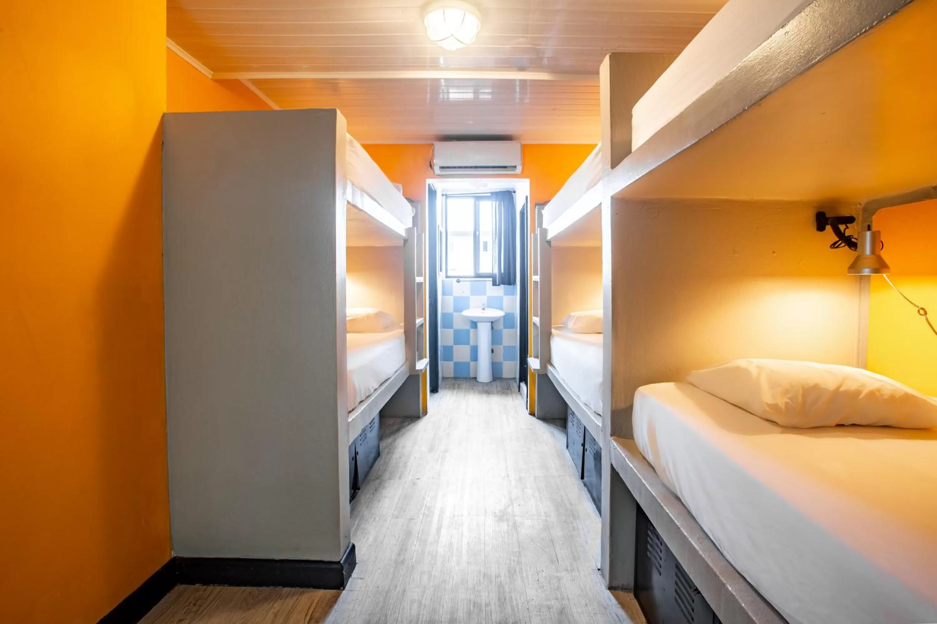 Private 4-Bed Room in Selina Bocas del Toro