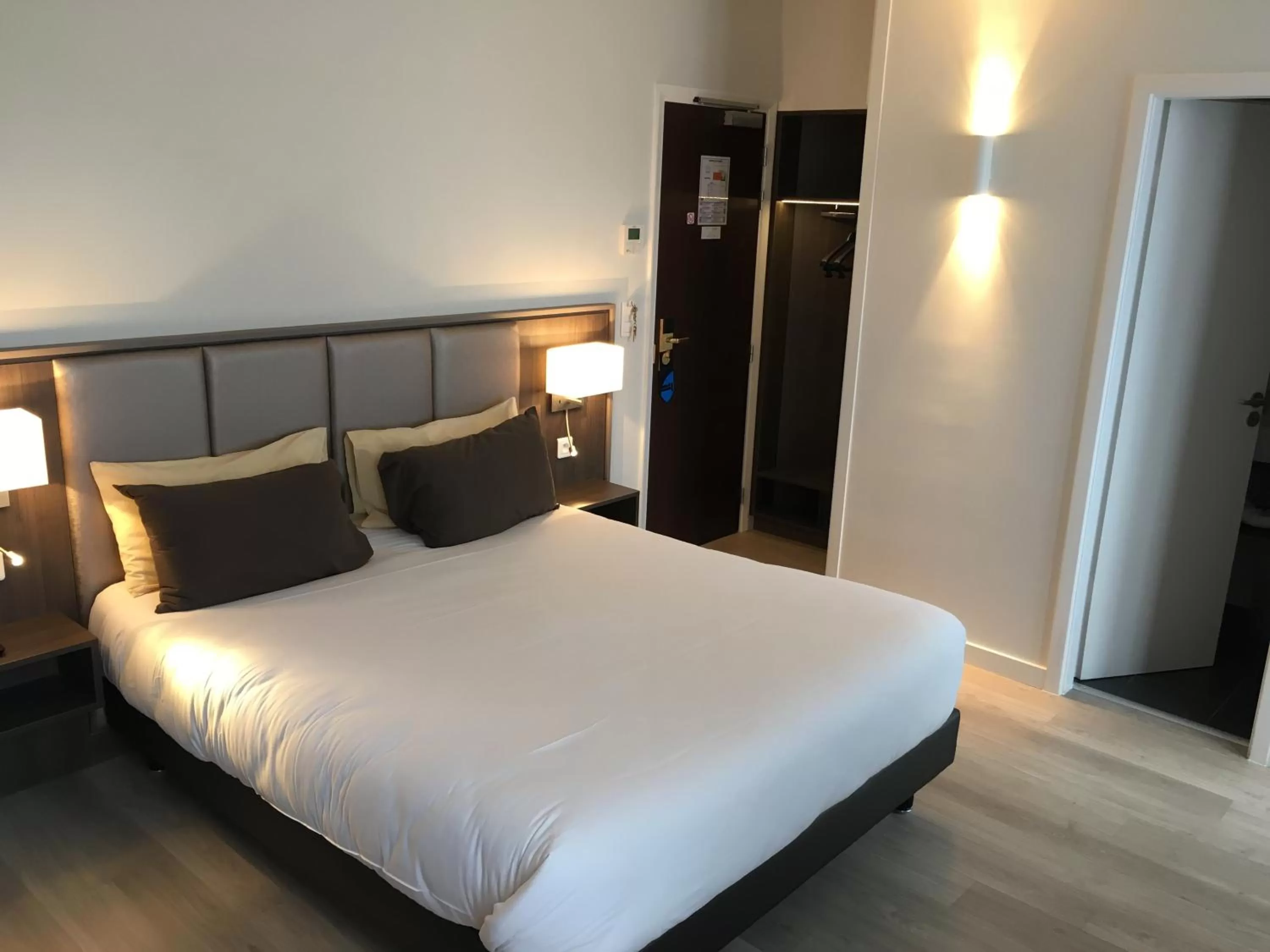 Business Room in Hotel de Flore - Montmartre