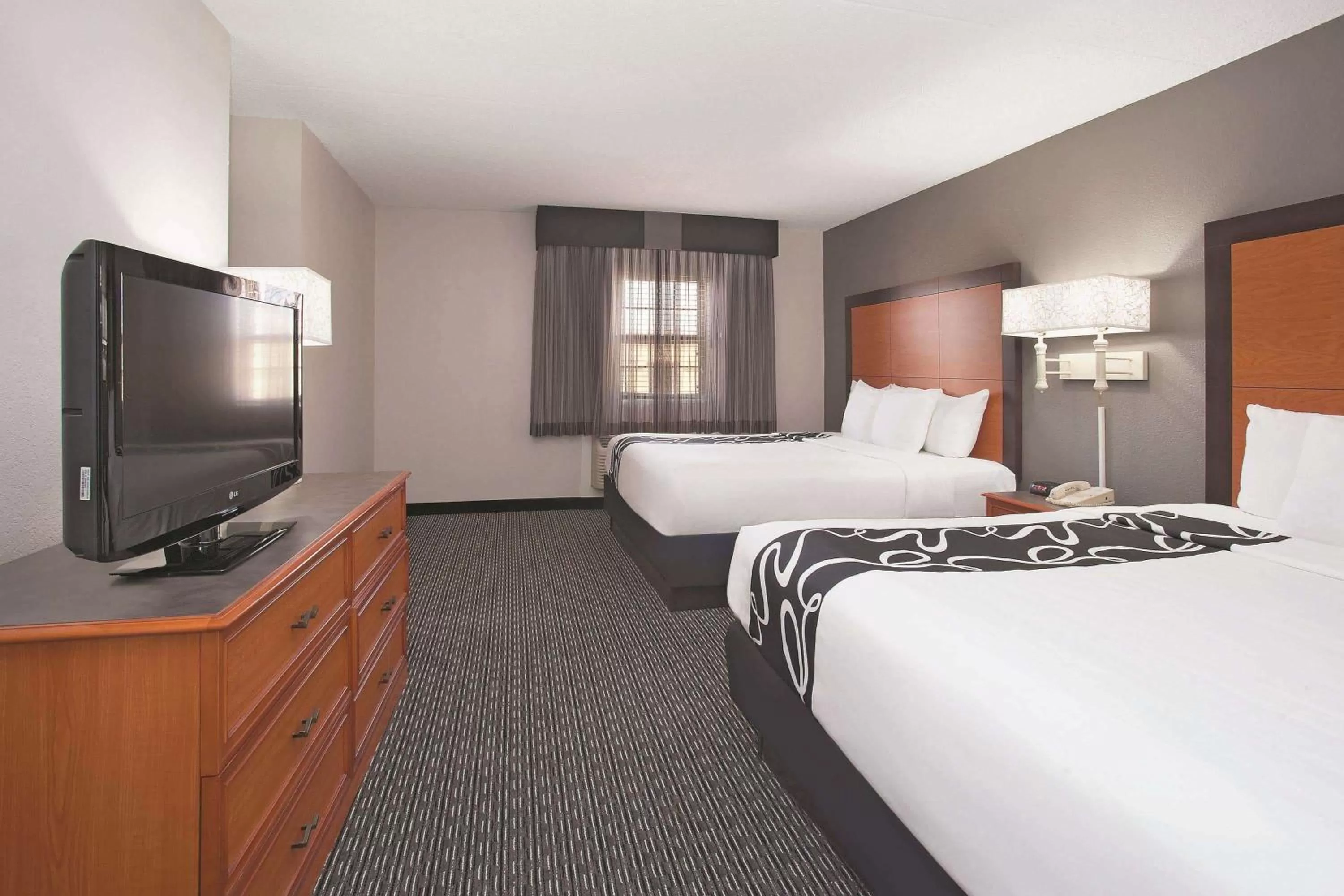 Deluxe Double Room with Two Double Beds in La Quinta Inn by Wyndham Salt Lake City Midvale