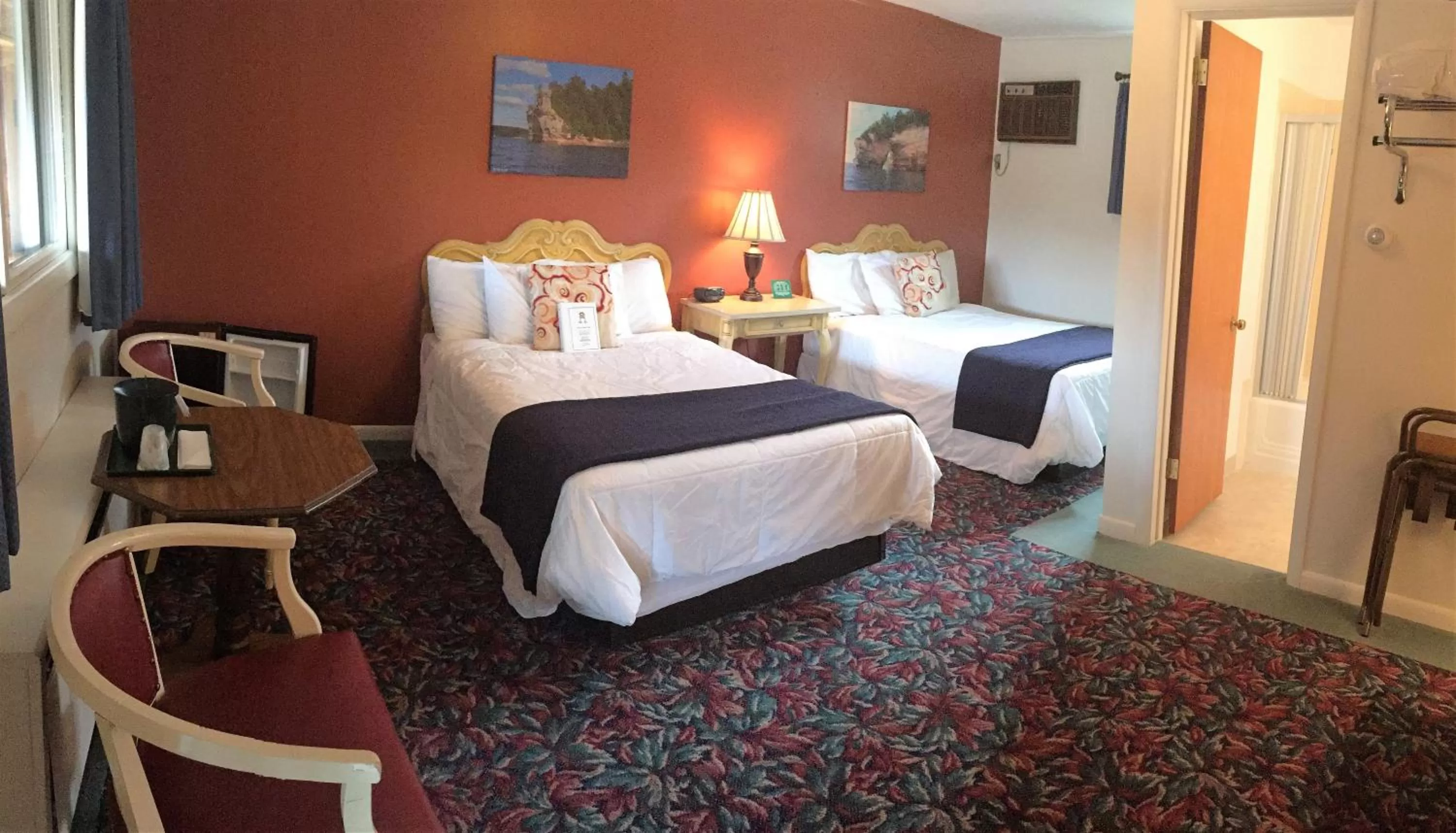 Standard Room Two Double Beds in Cedar Motor Inn