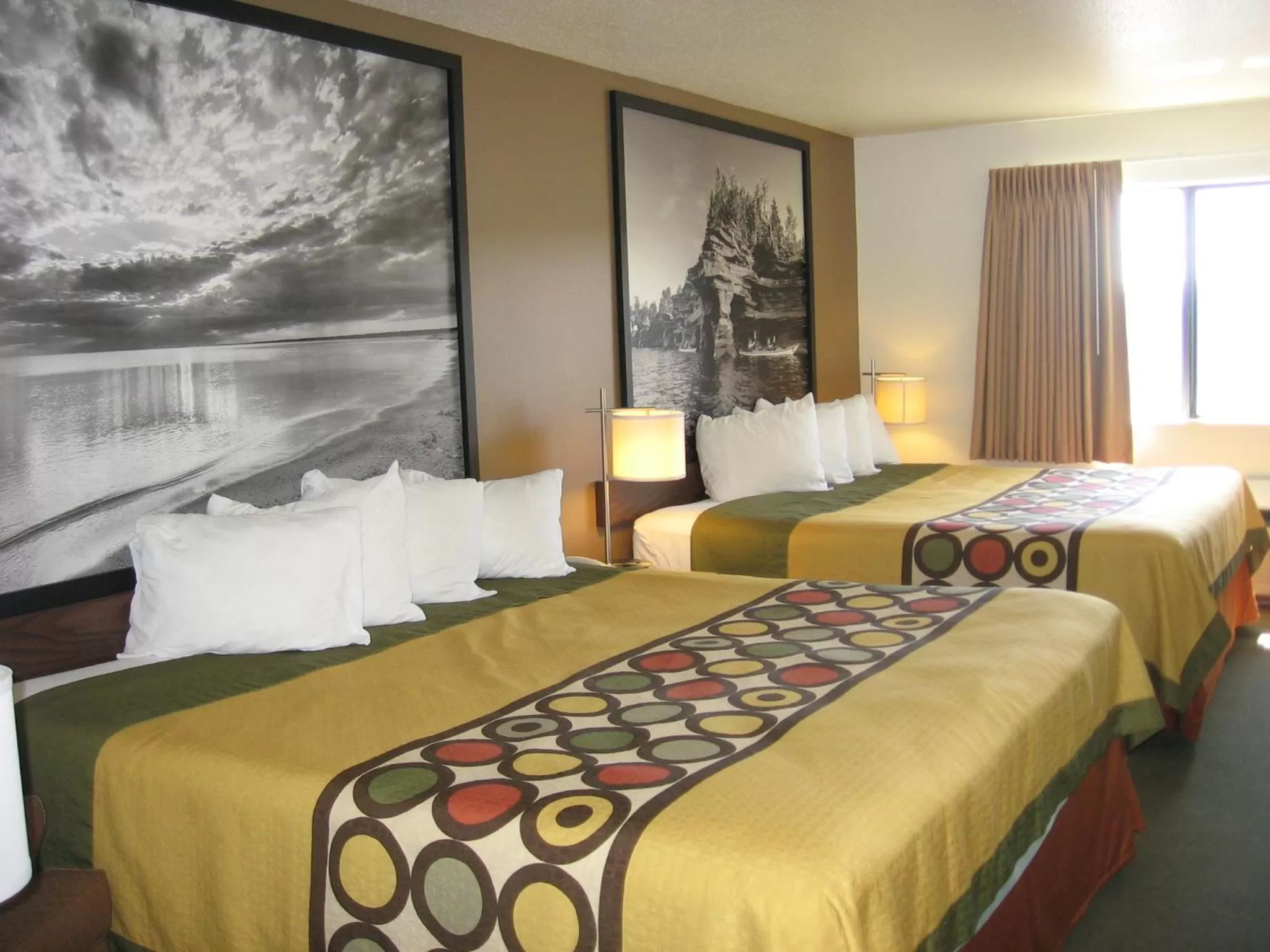 King Room with Two King Beds - Non-Smoking in Super 8 by Wyndham Mauston