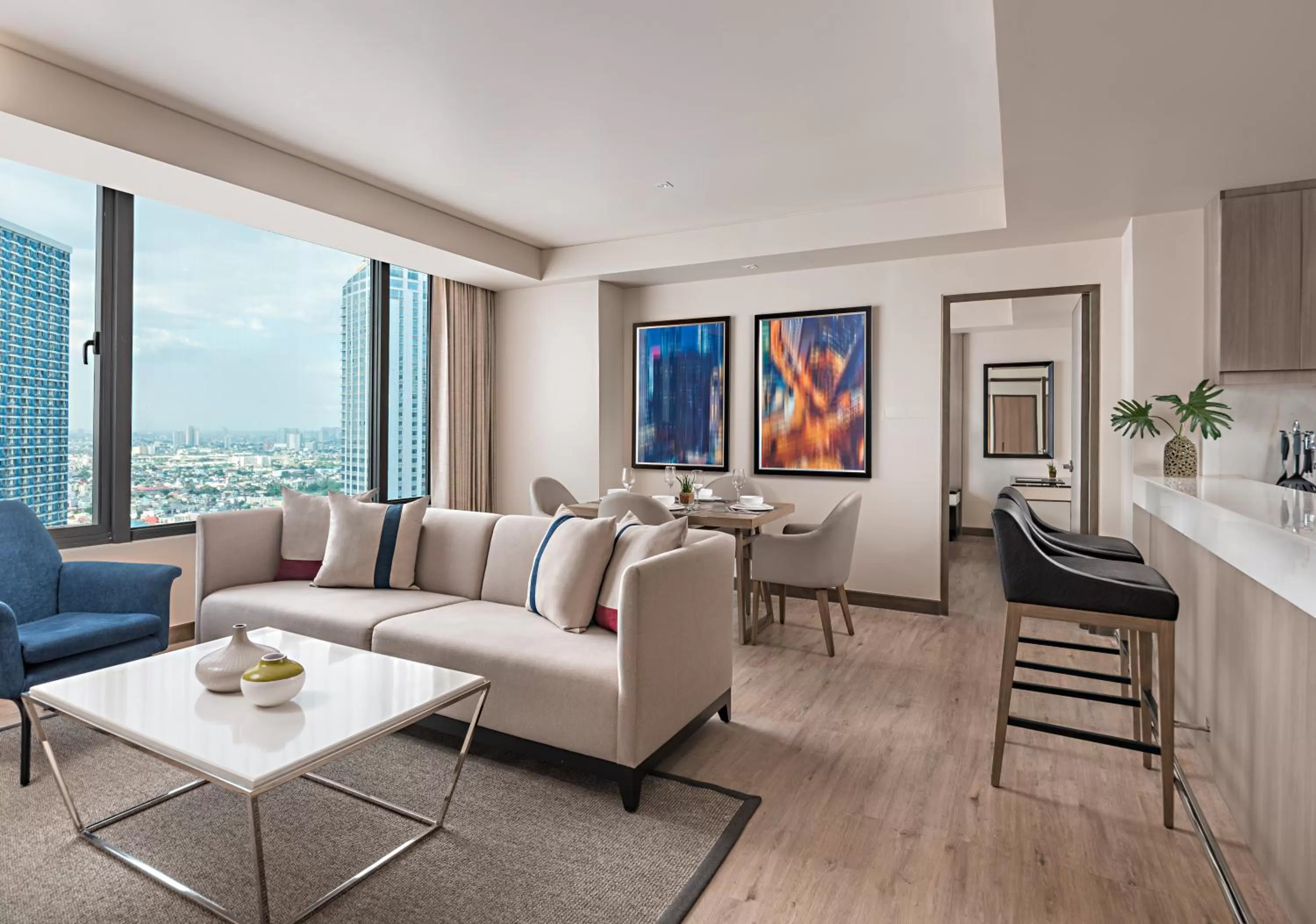 Two Bedroom Deluxe Apartment in Seda Residences Makati