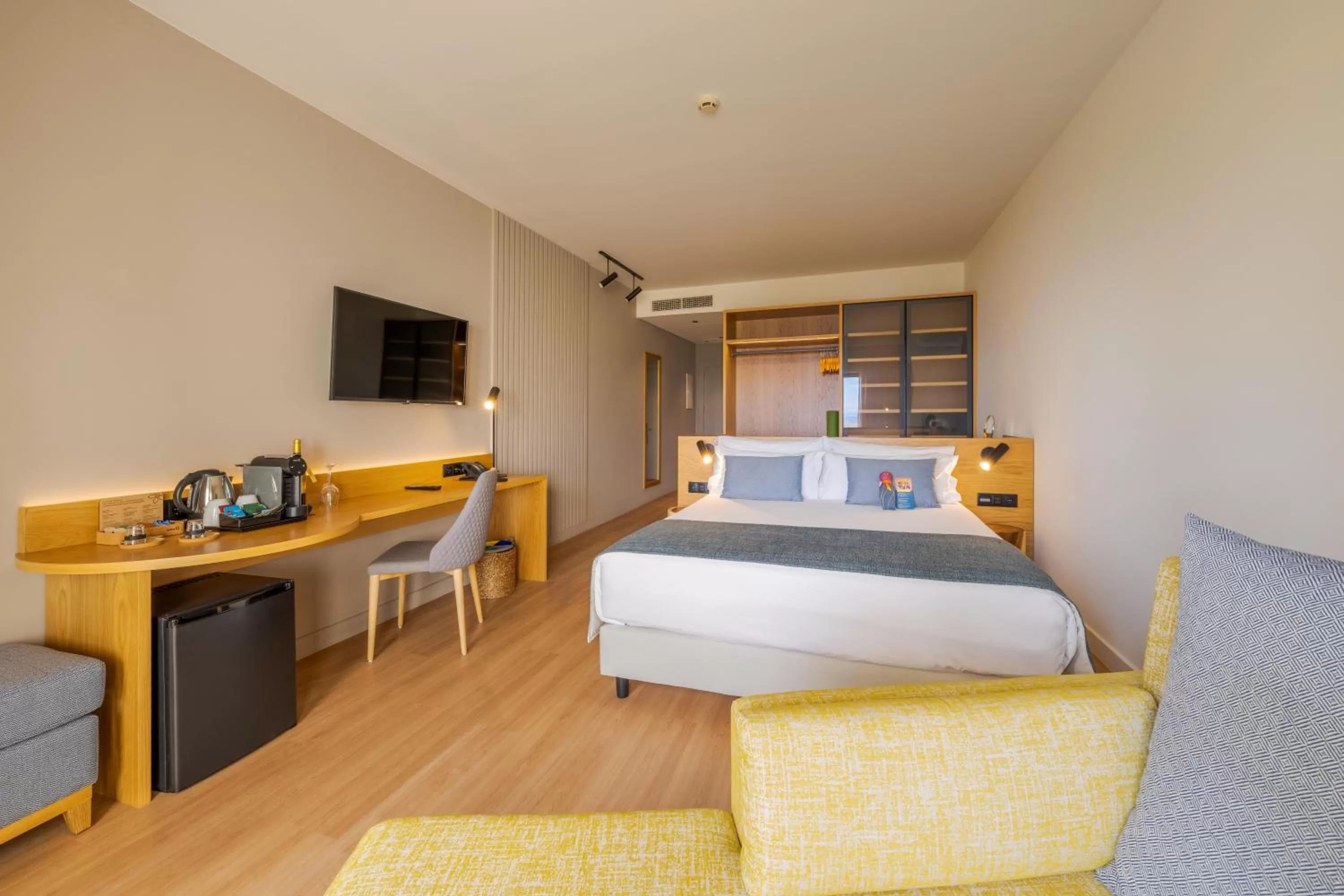 Deluxe Double Room with Sea View in Sentido Galosol