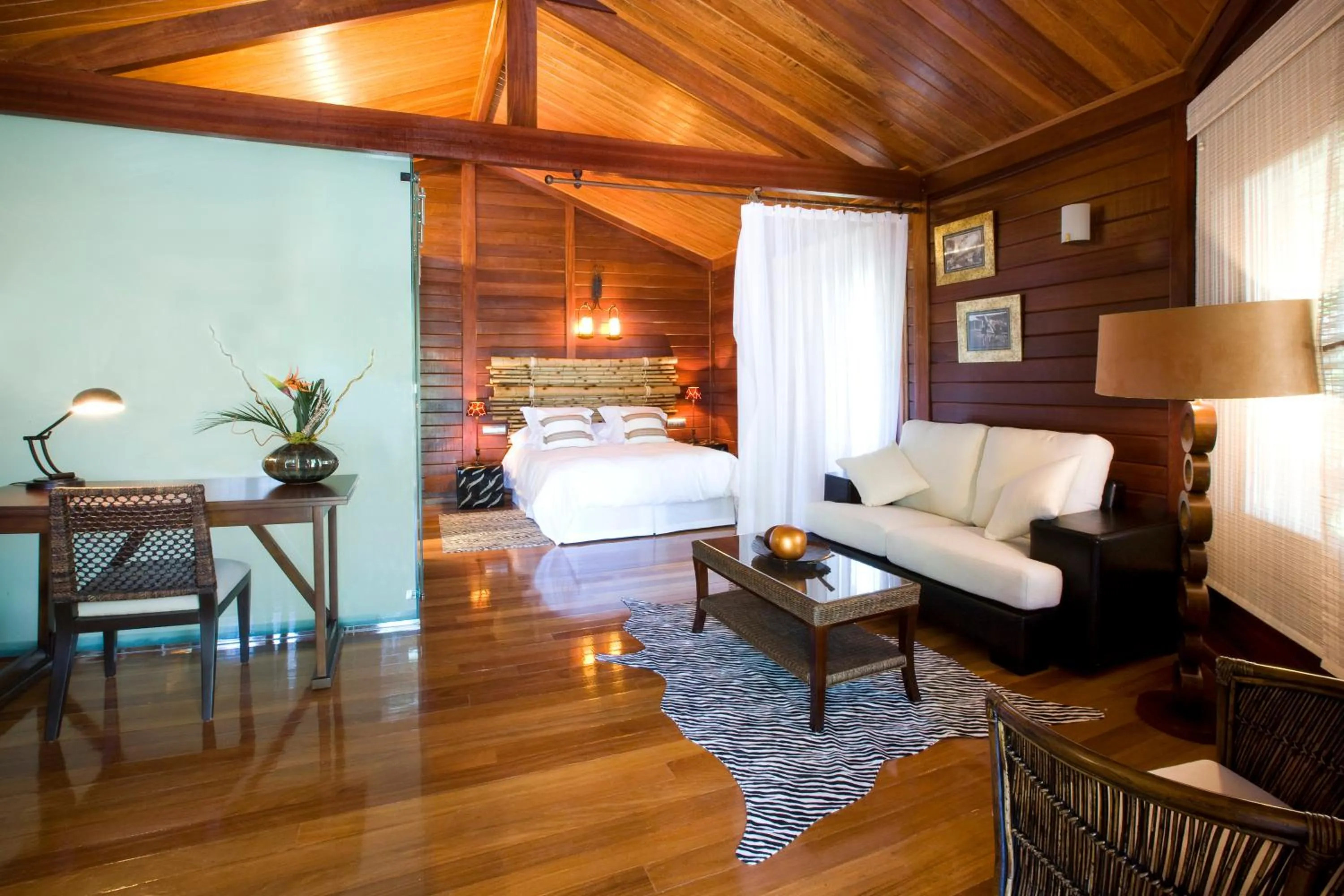 Bungalow (2 Adults + 2 Children) in Complejo La Cigüeña