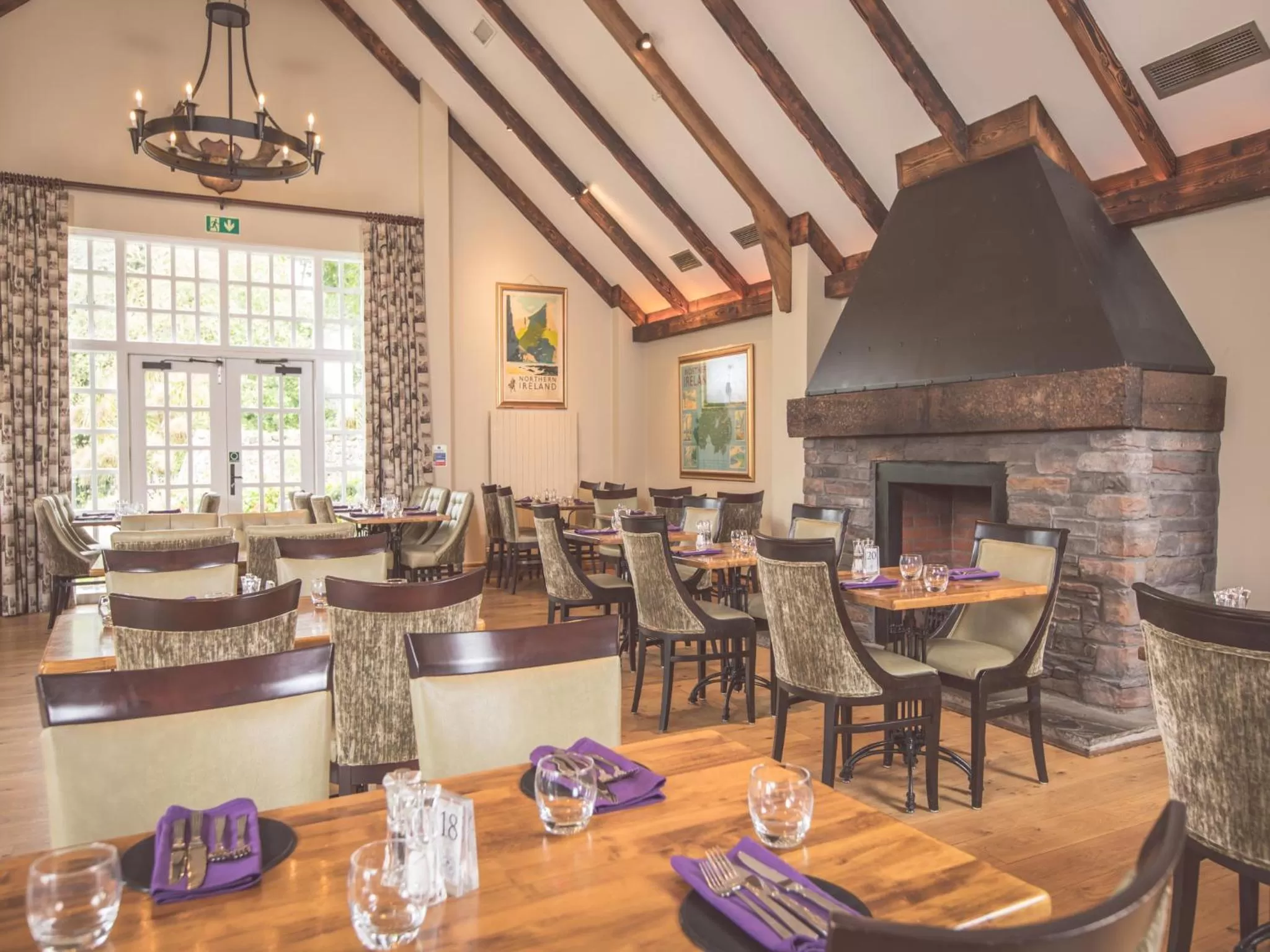Restaurant/places to eat in Ballygally Castle