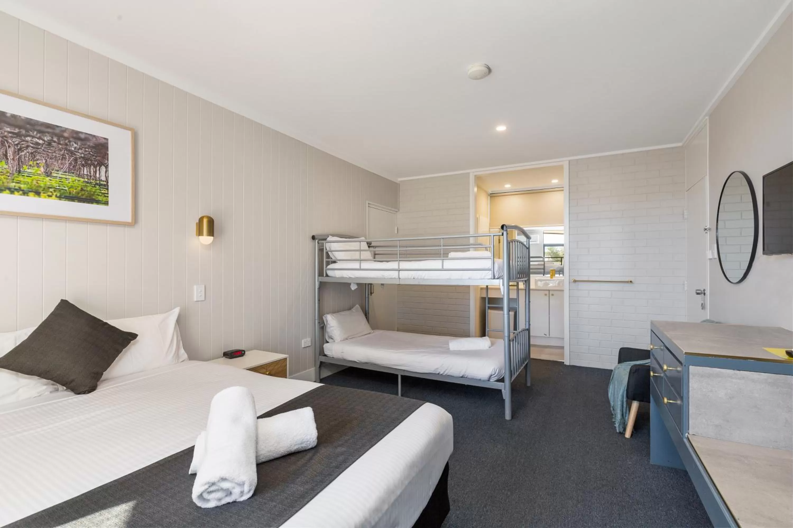 Deluxe Family Room in The Wine Vine Hotel