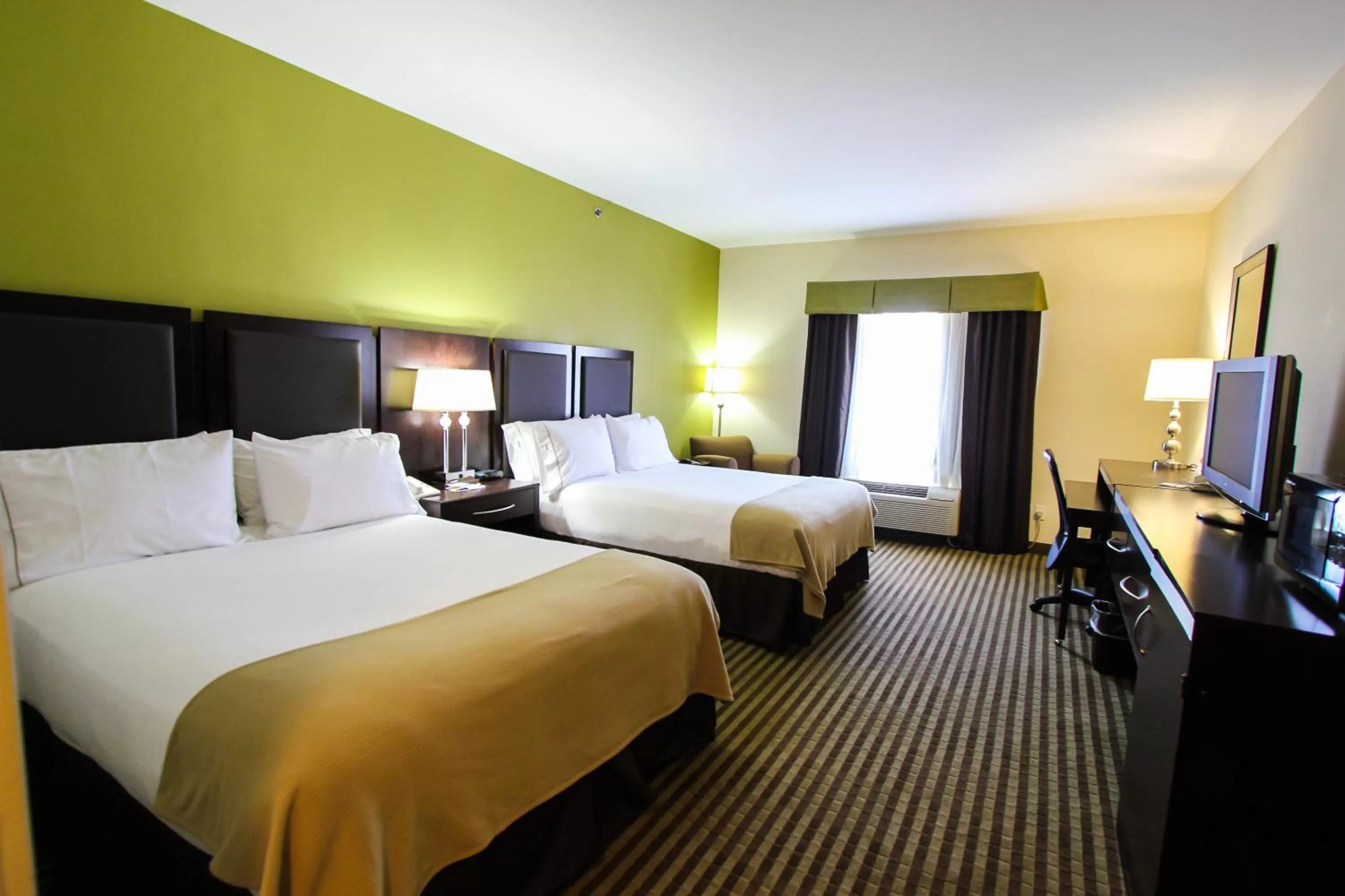 Standard Queen Room with Two Queen Beds - Communications Accessible in Holiday Inn Express Hotel & Suites Nacogdoches by IHG