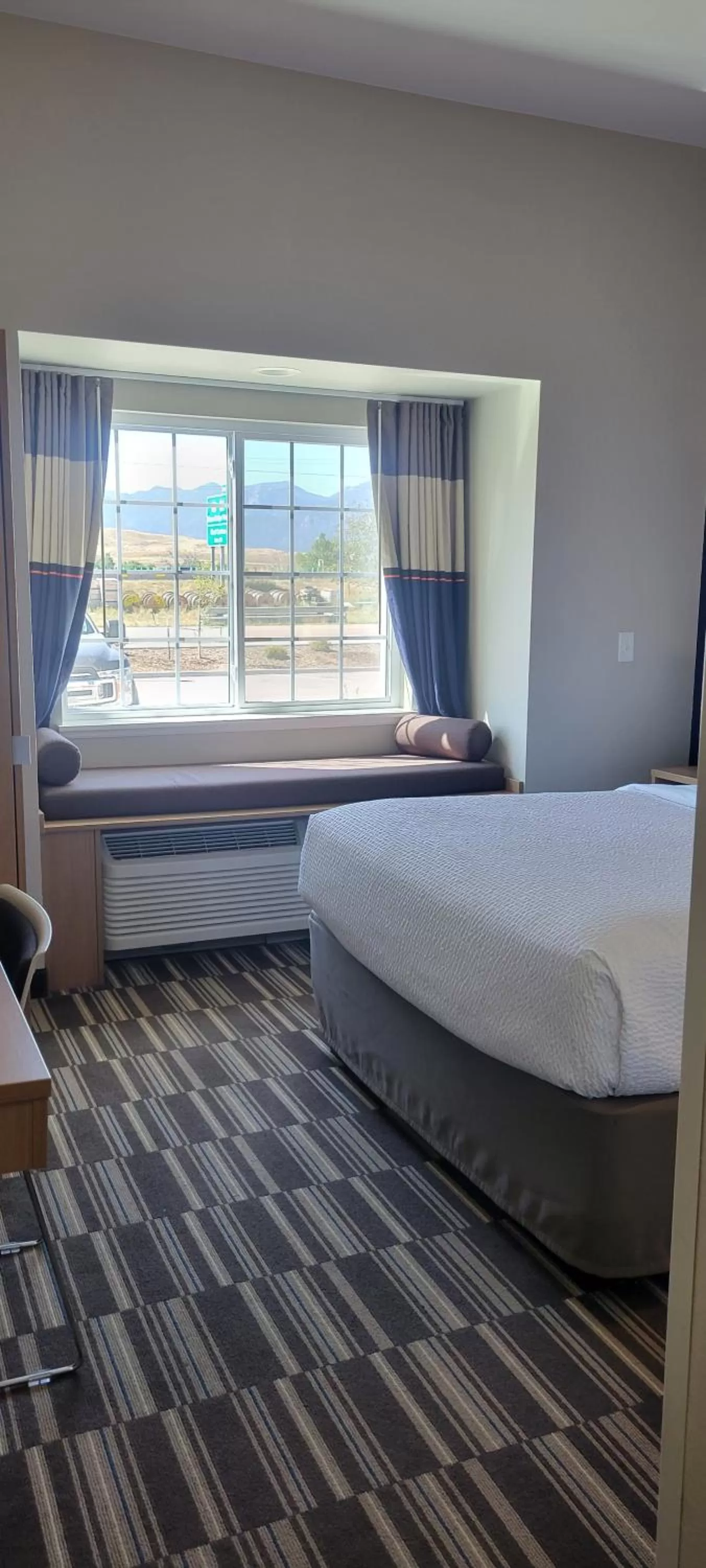 Queen Room - Non-Smoking in Microtel Inn & Suites by Wyndham Fountain Fort Carson