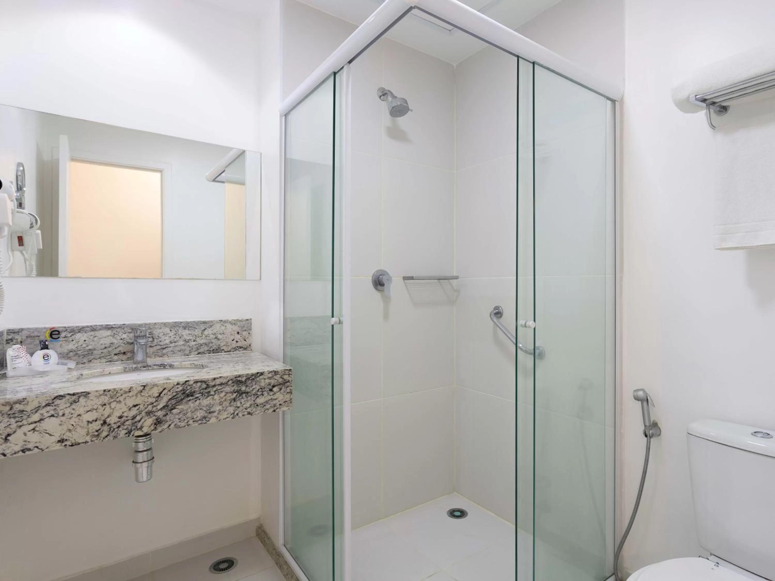 Standard King Room in Ramada Encore by Wyndham São Paulo Osasco