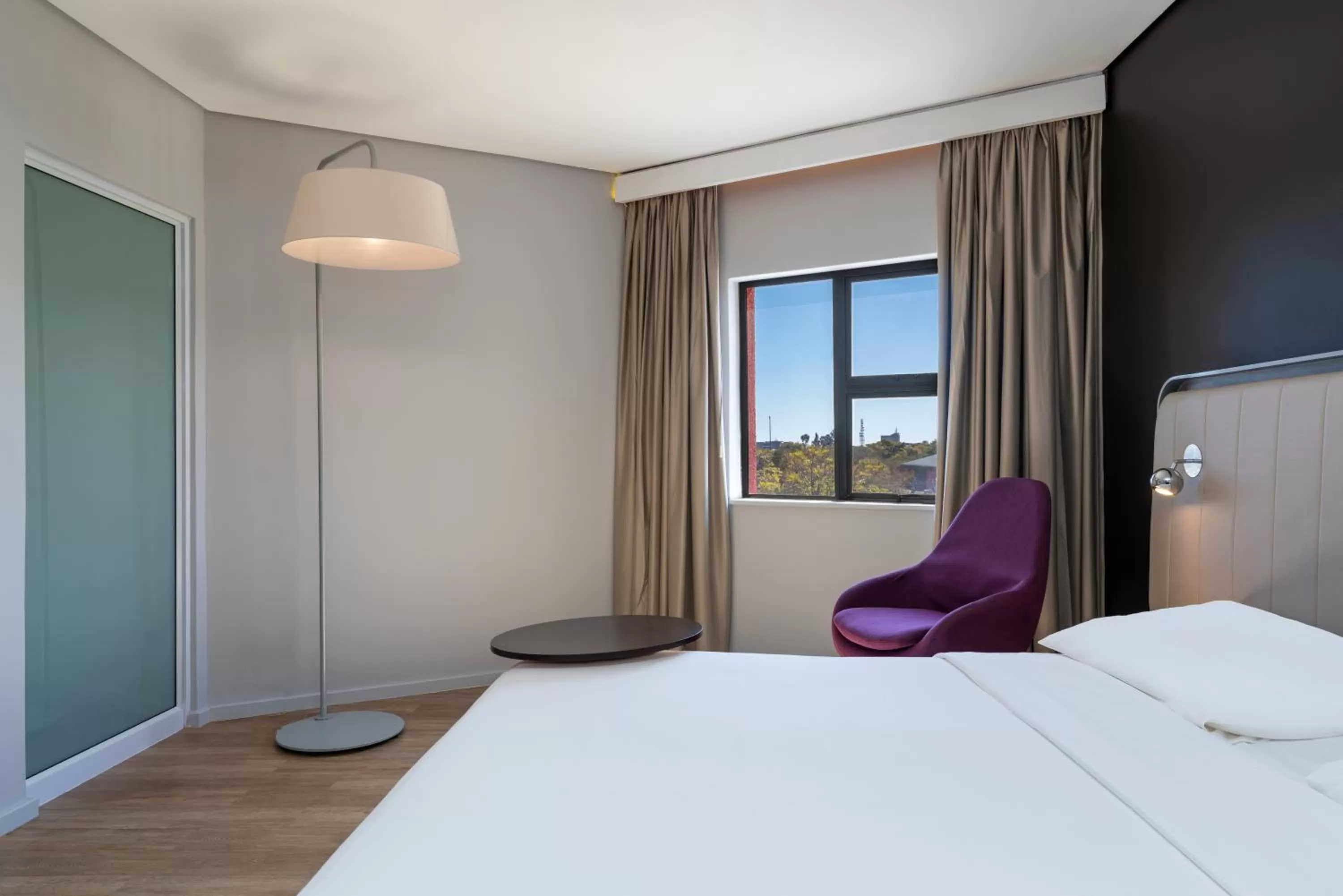 One-Bedroom Suite with Pool View in Park Inn by Radisson Polokwane