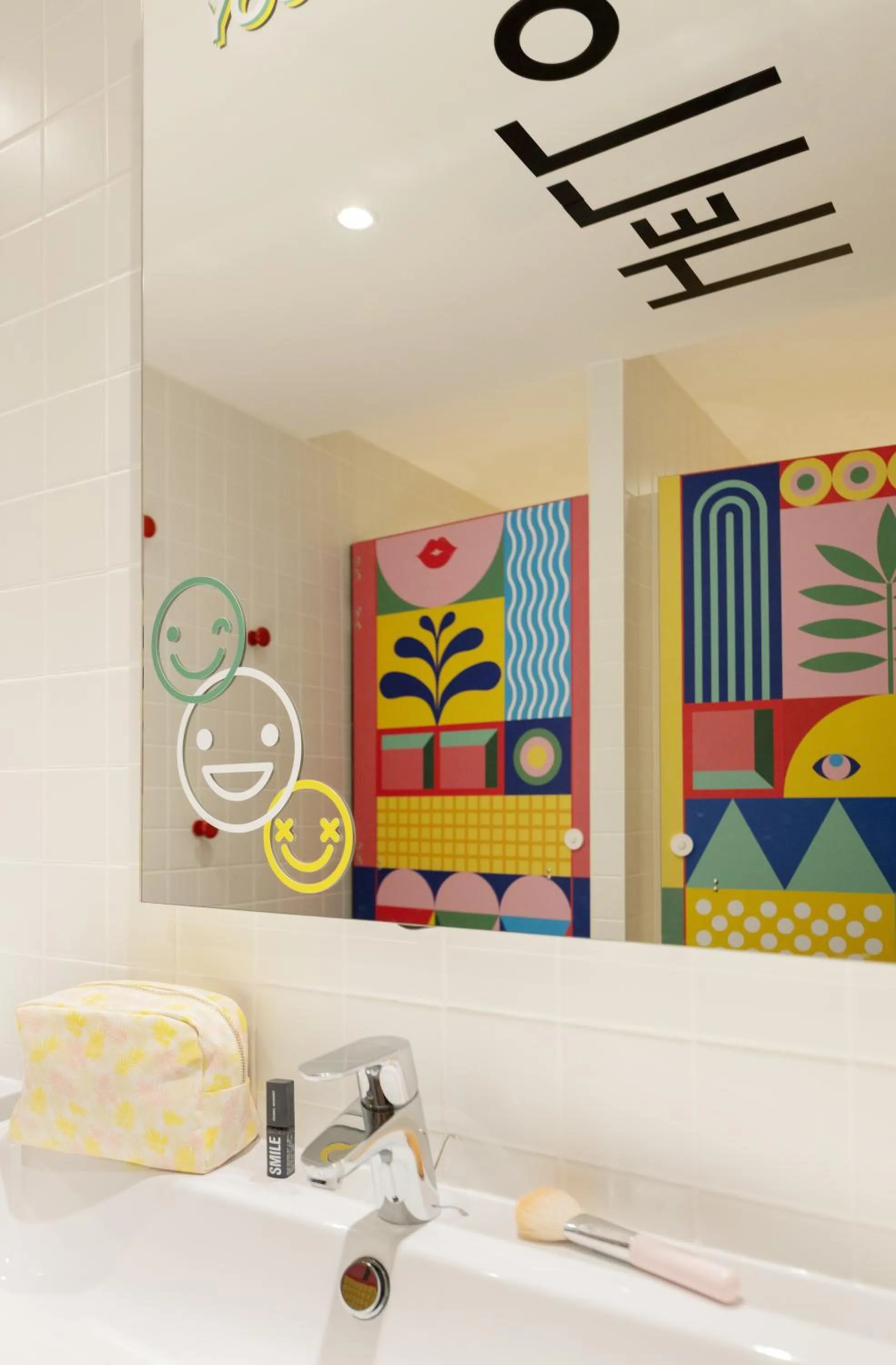 Family Room (8 Adults) in Auberge de jeunesse Hosho Paris Sud - Porte d'Italie