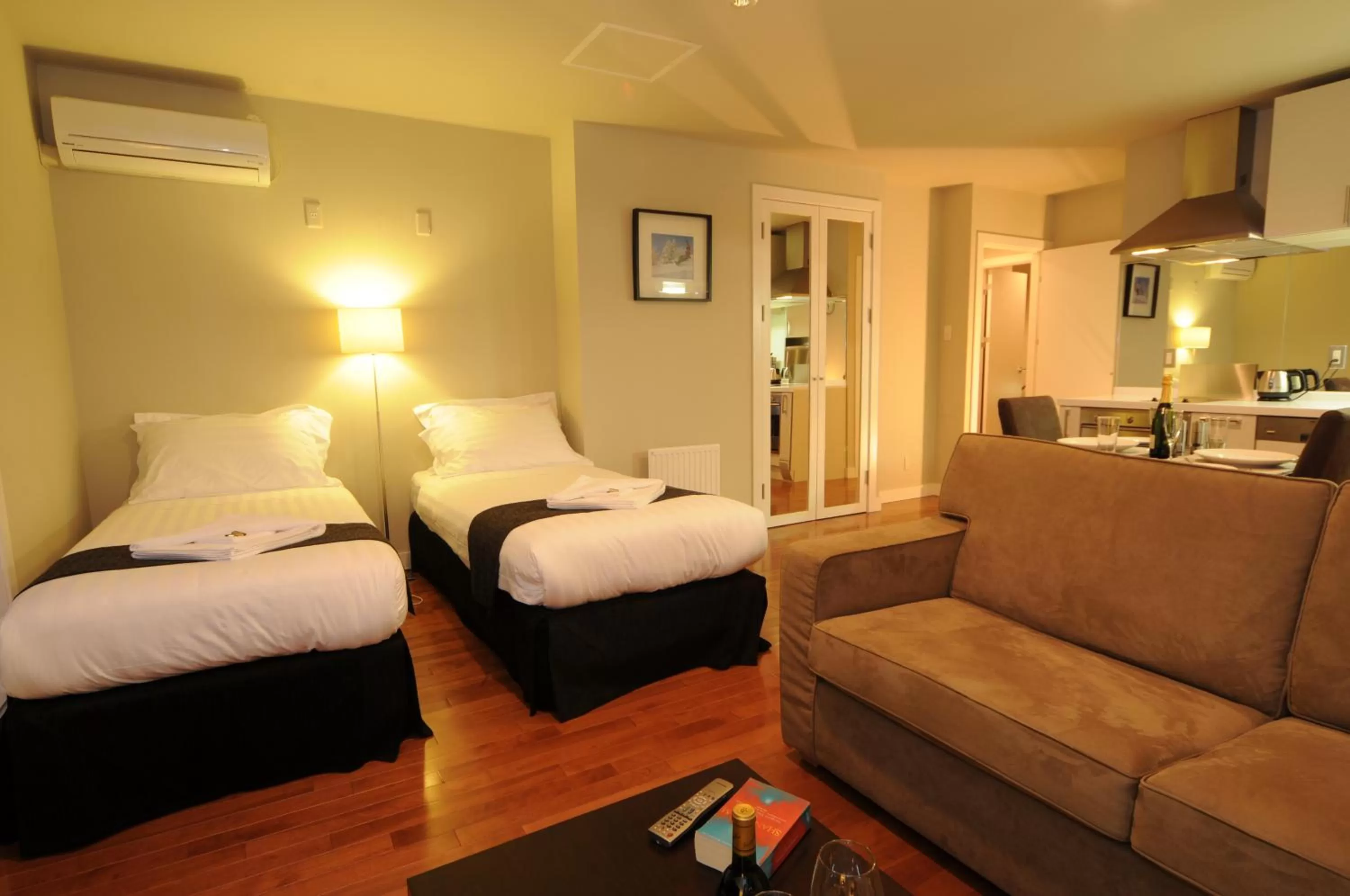 Studio Apartment #3 - Main Floor - Non-Smoking in Fresh Powder Accommodation