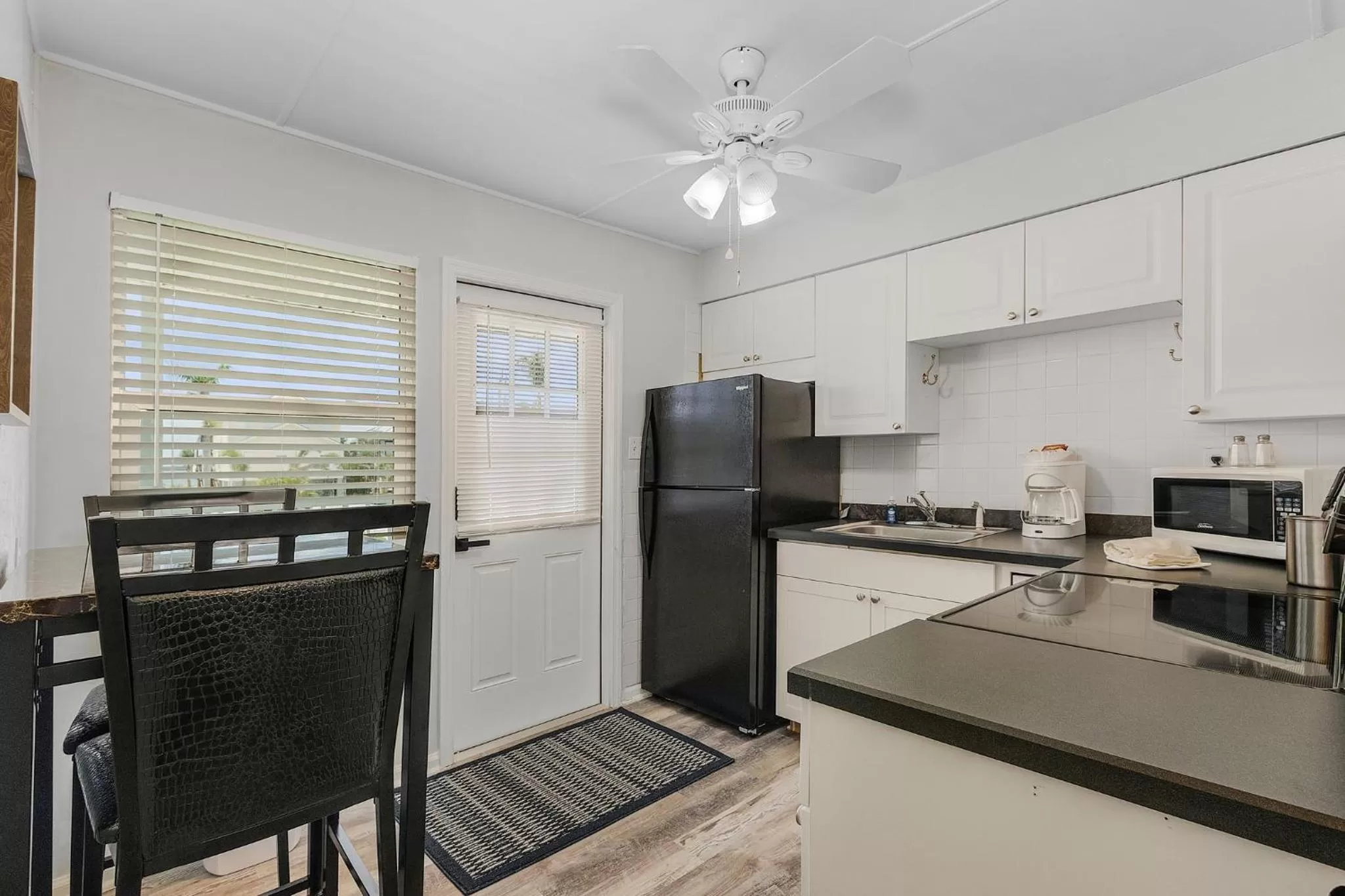 Apartment with Pool View  in Matlacha on Shoreview