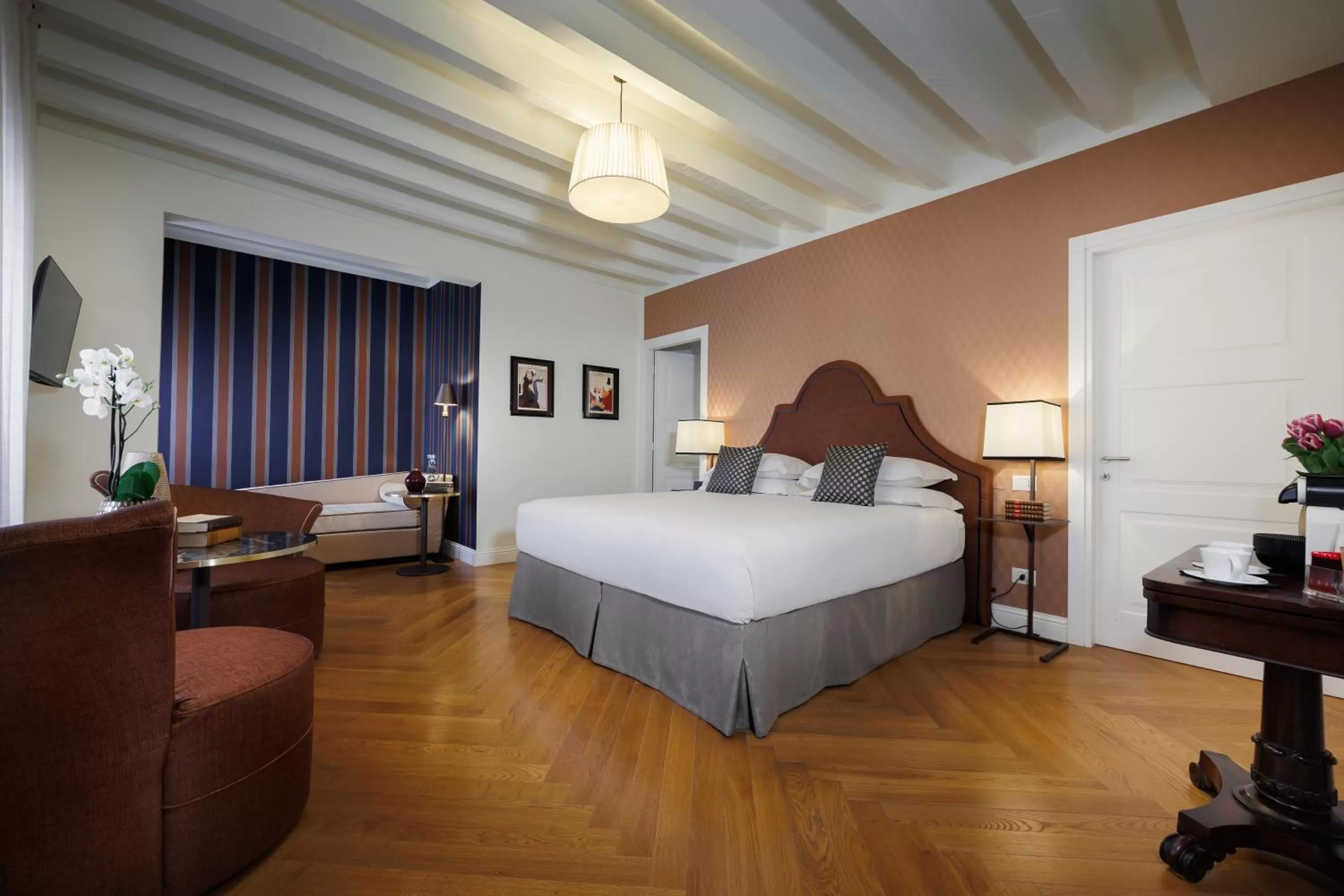 Deluxe King Room in Maison Santa Croce