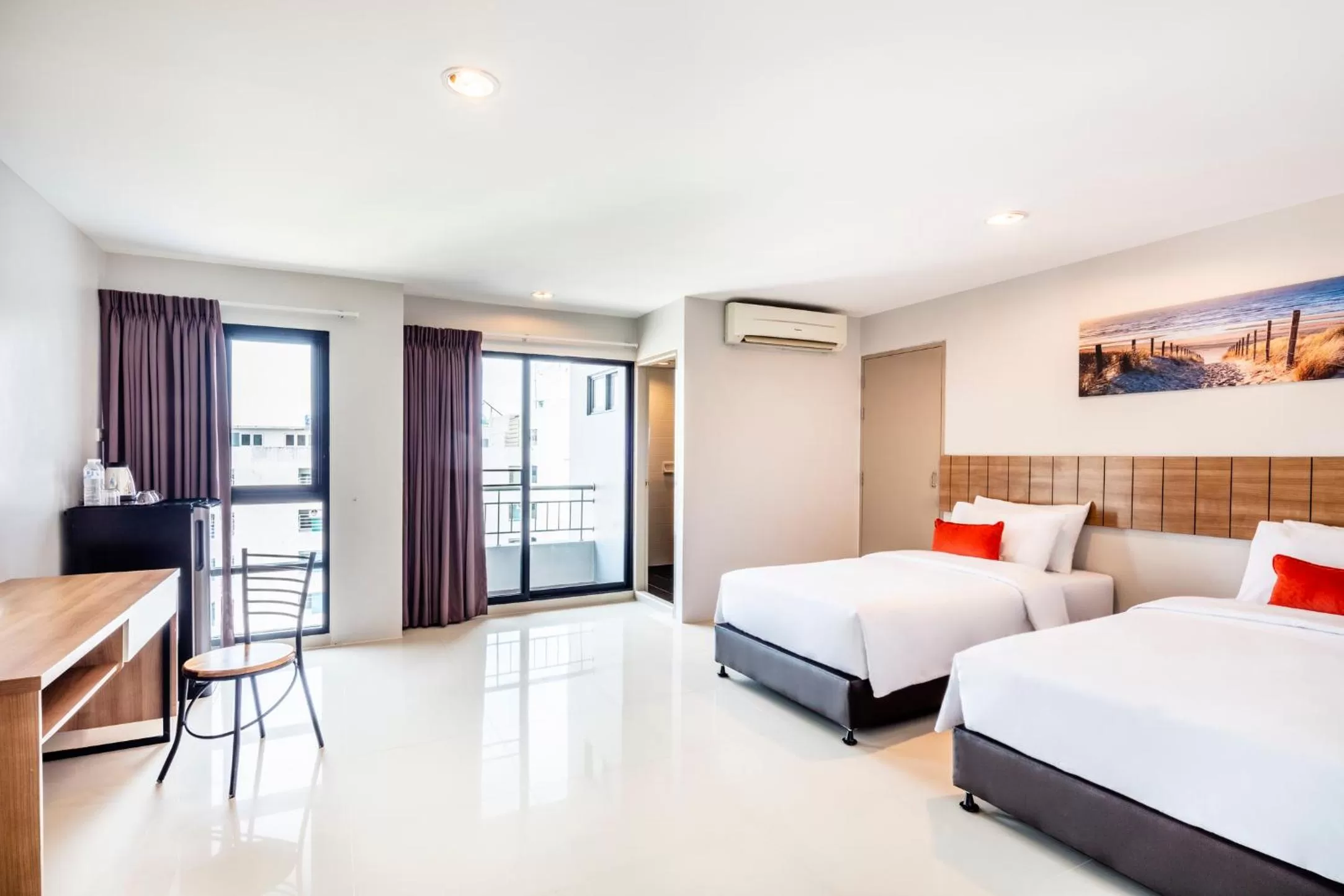 Classic Triple Room in Aliz Hotel