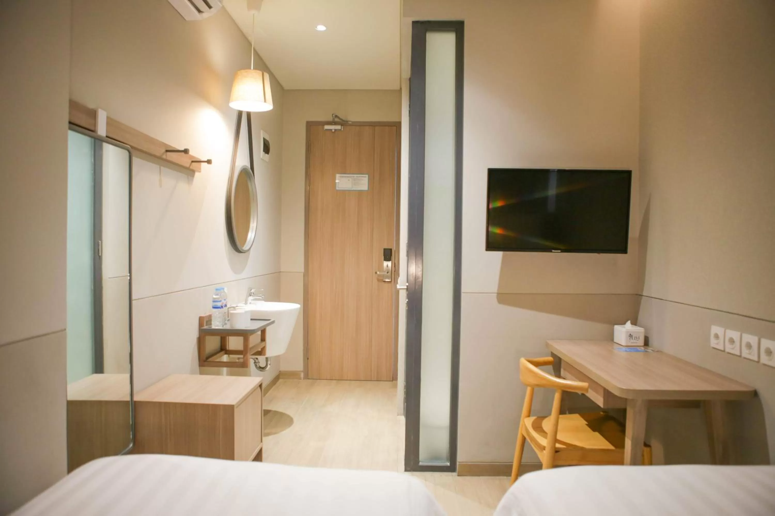 Standard Twin Room - Smoking in Citrip Hotel Simpang Lima