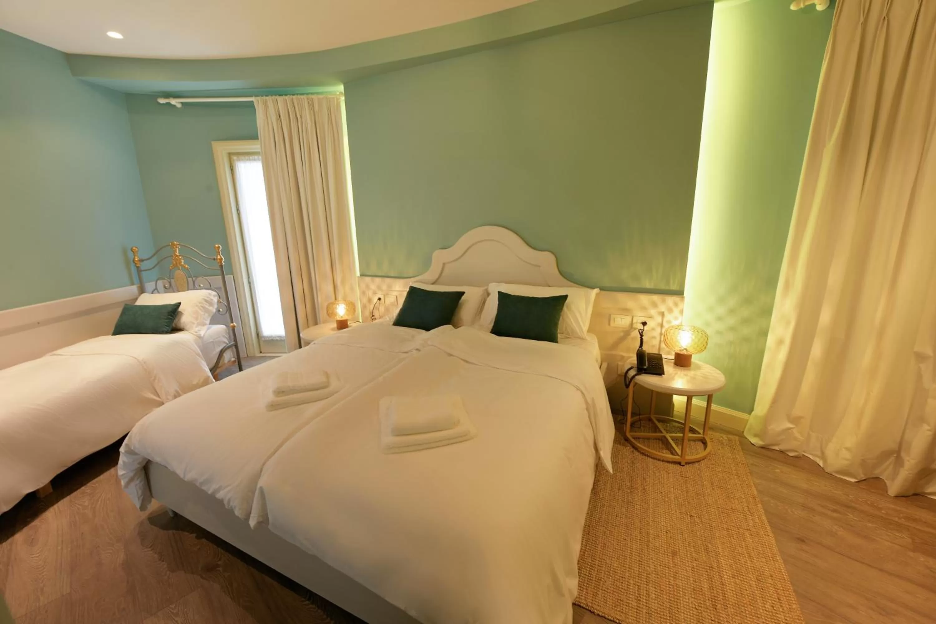 Triple Room with Balcony in Çoçja Boutique Hotel