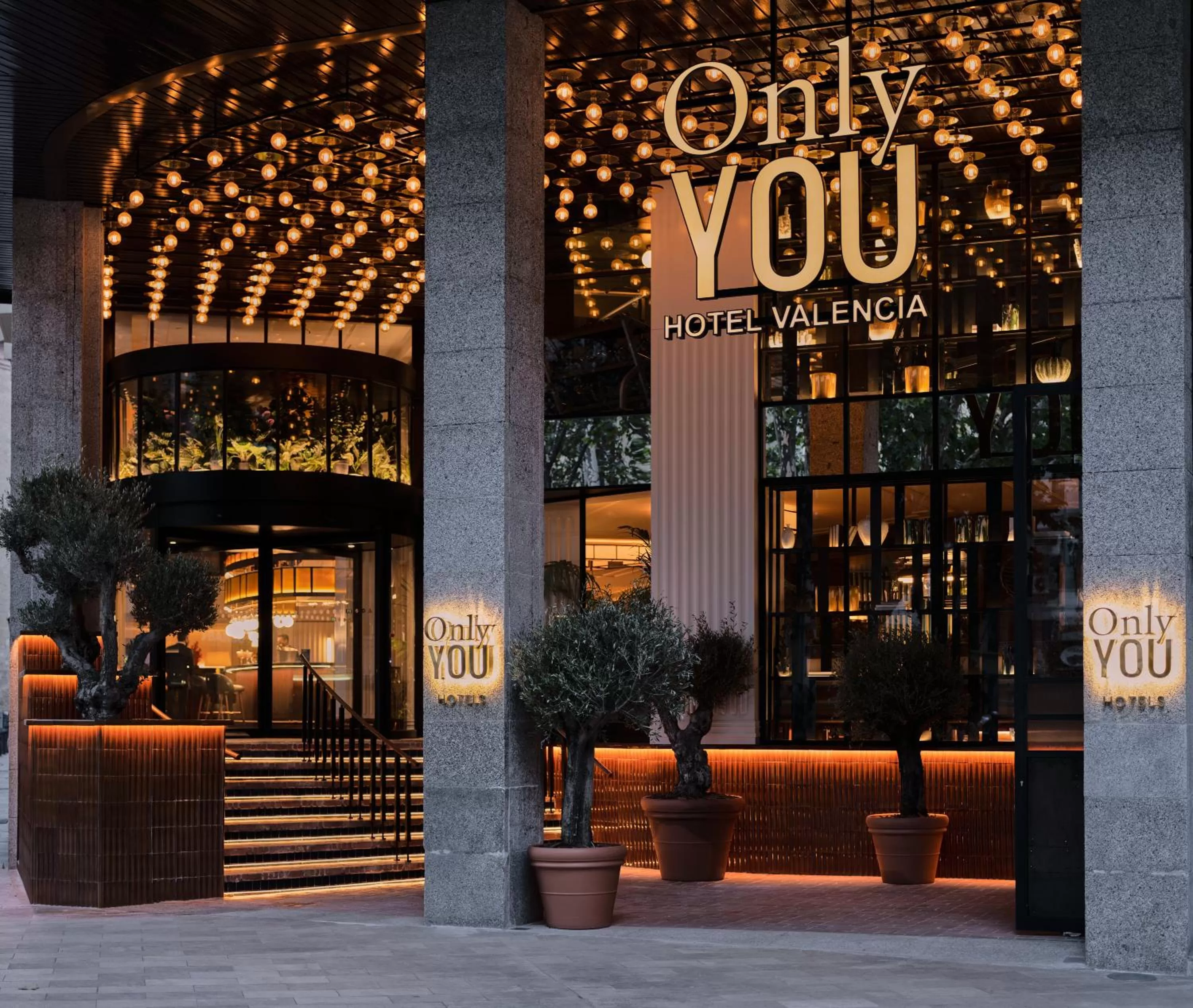 Facade/entrance in Only YOU Hotel Valencia