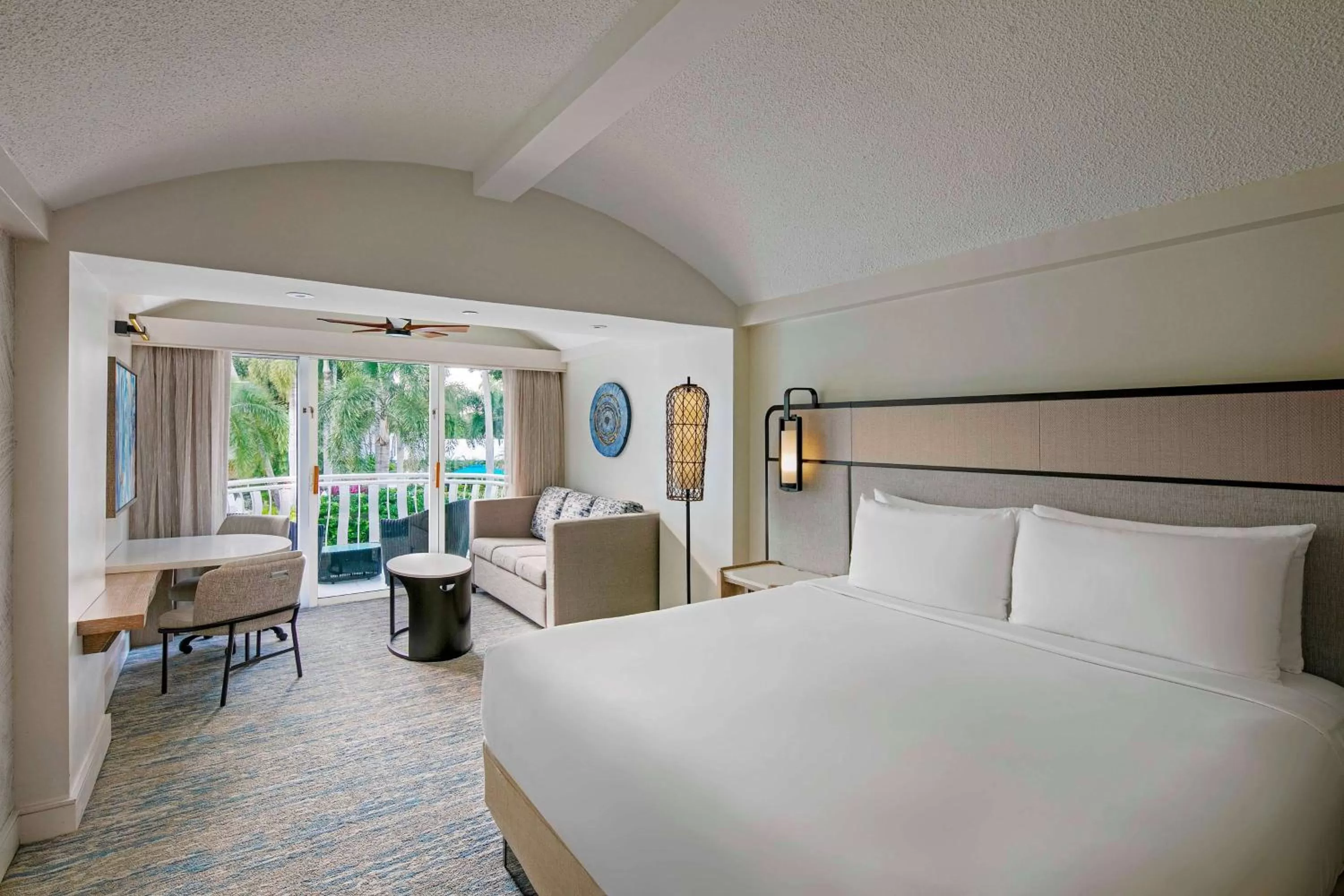 Club King Room with Terrace and Roll-In Shower - Mobility Accessible in The Royal Sonesta San Juan