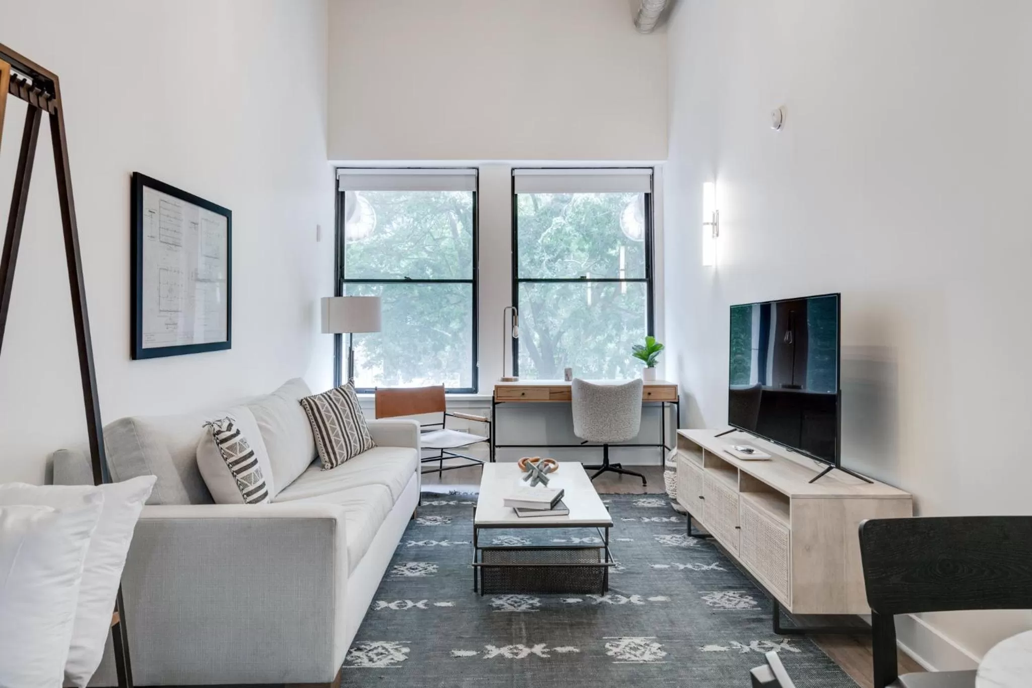 Superior Suite in The Ledger Residences by Sosuite - Old City
