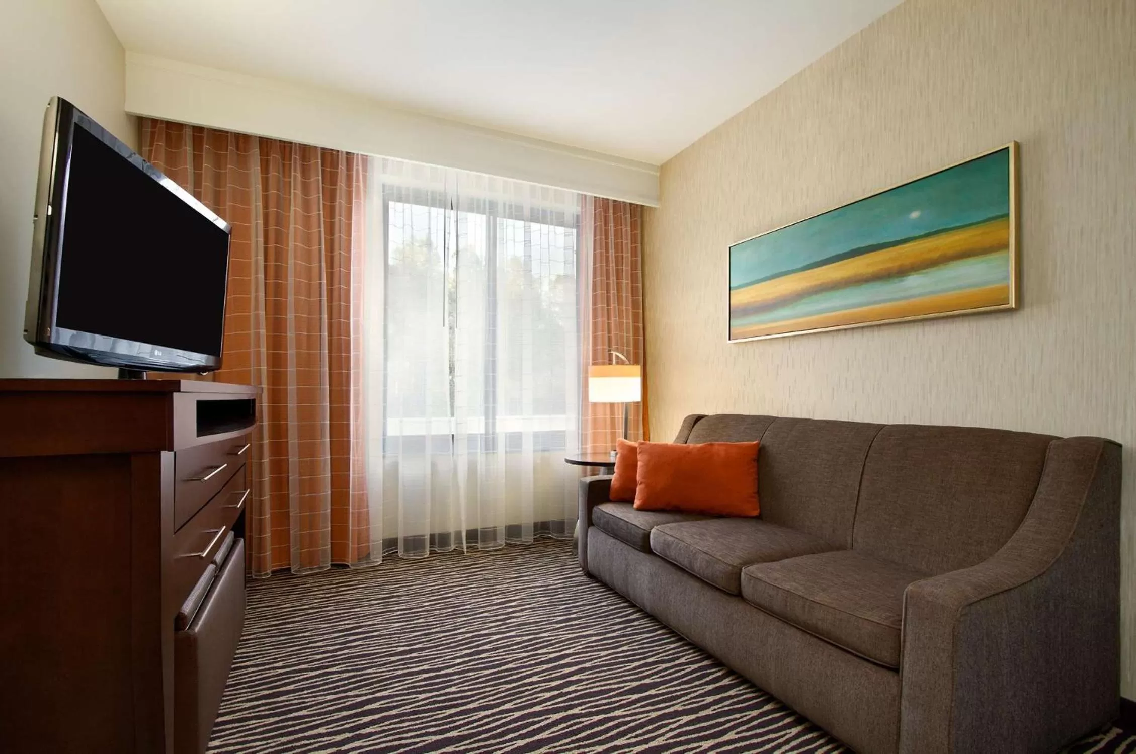 One-Bedroom Queen Suite - Non-Smoking in Embassy Suites by Hilton Fayetteville Fort Bragg