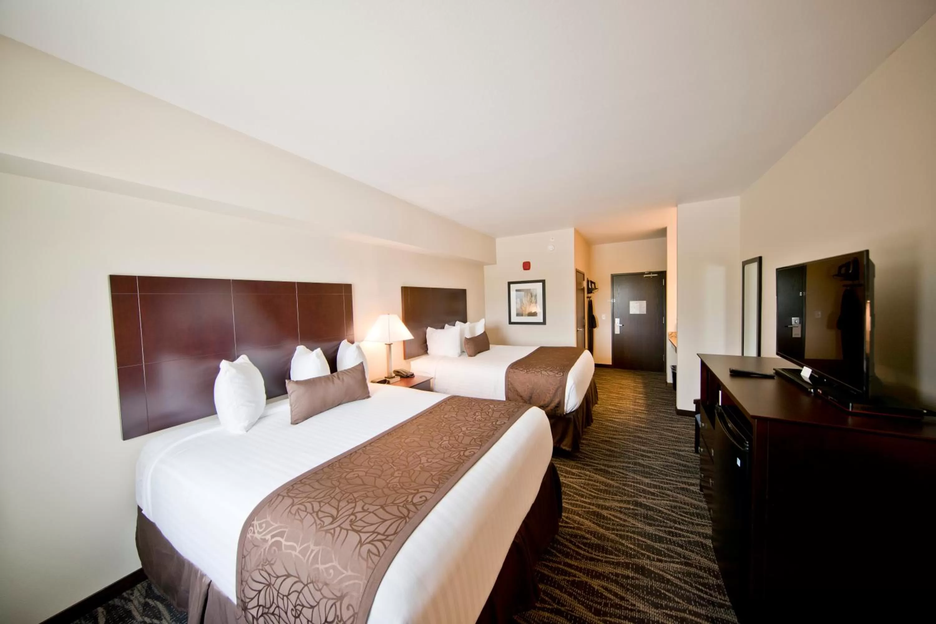 Standard Queen Room in Cobblestone Inn & Suites -Clarinda