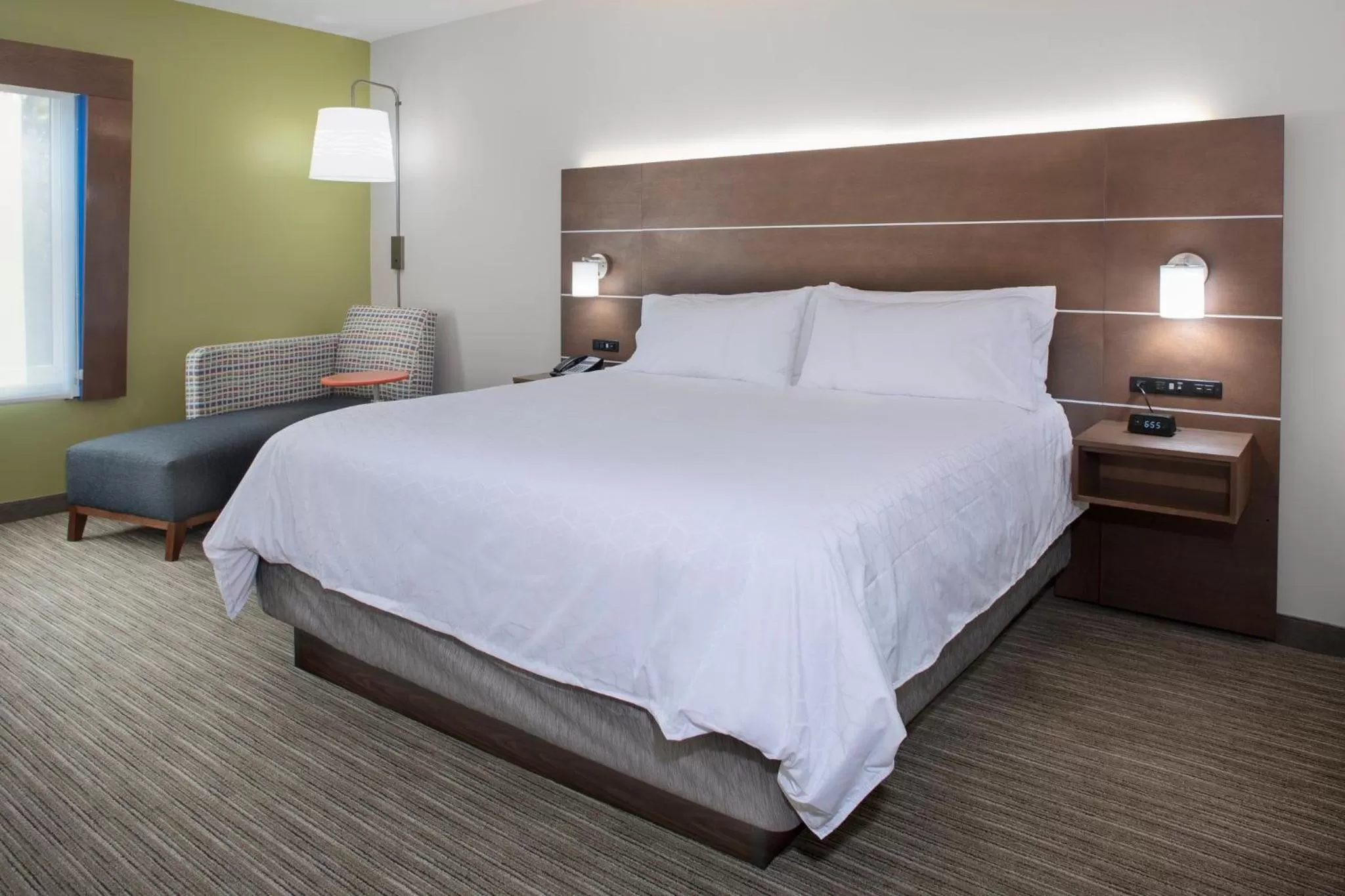 Standard King Room with Extra Floor Space in Holiday Inn Express & Suites - King George - Dahlgren, an IHG Hotel