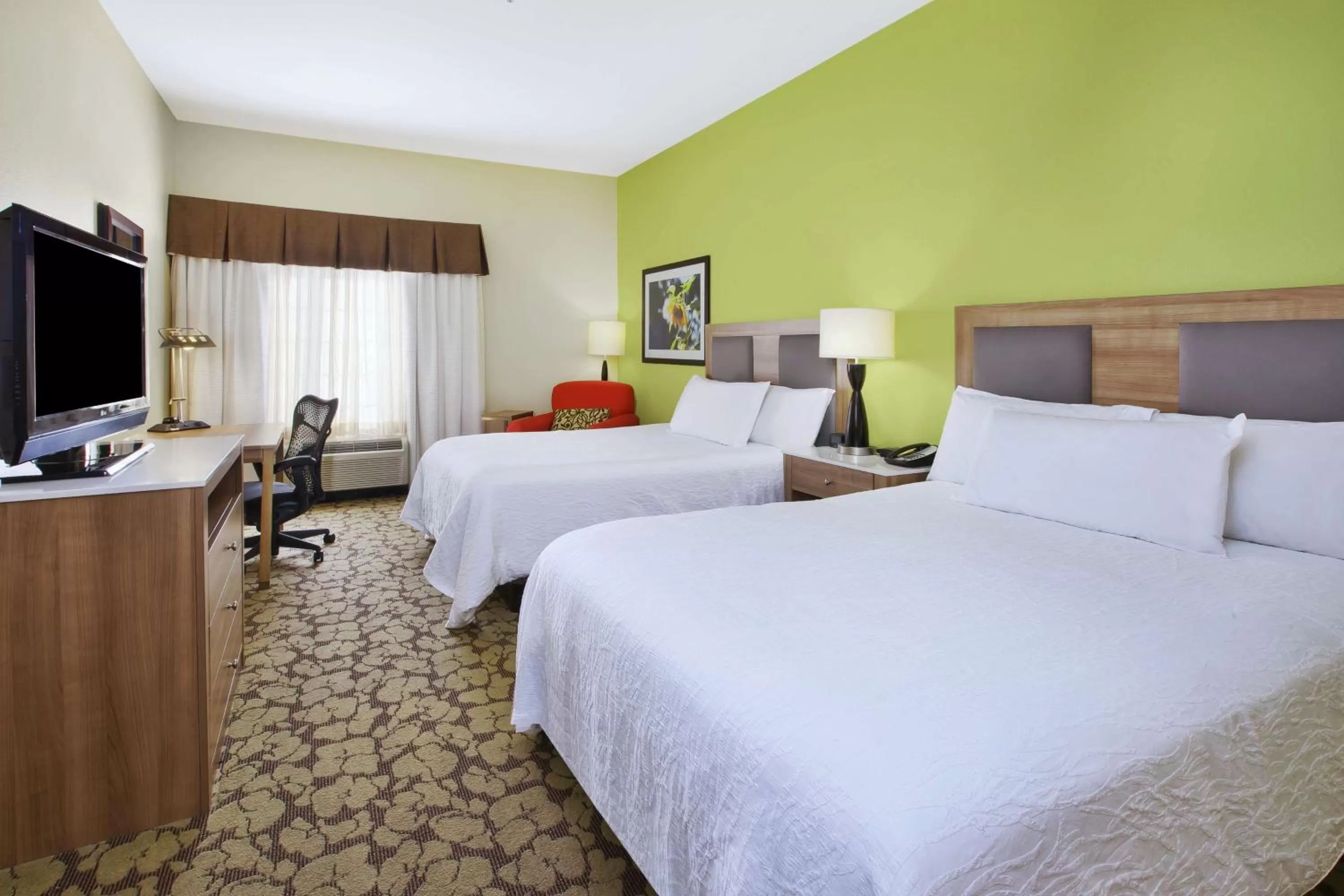 Queen Room with Two Queen Beds in Hilton Garden Inn Wichita