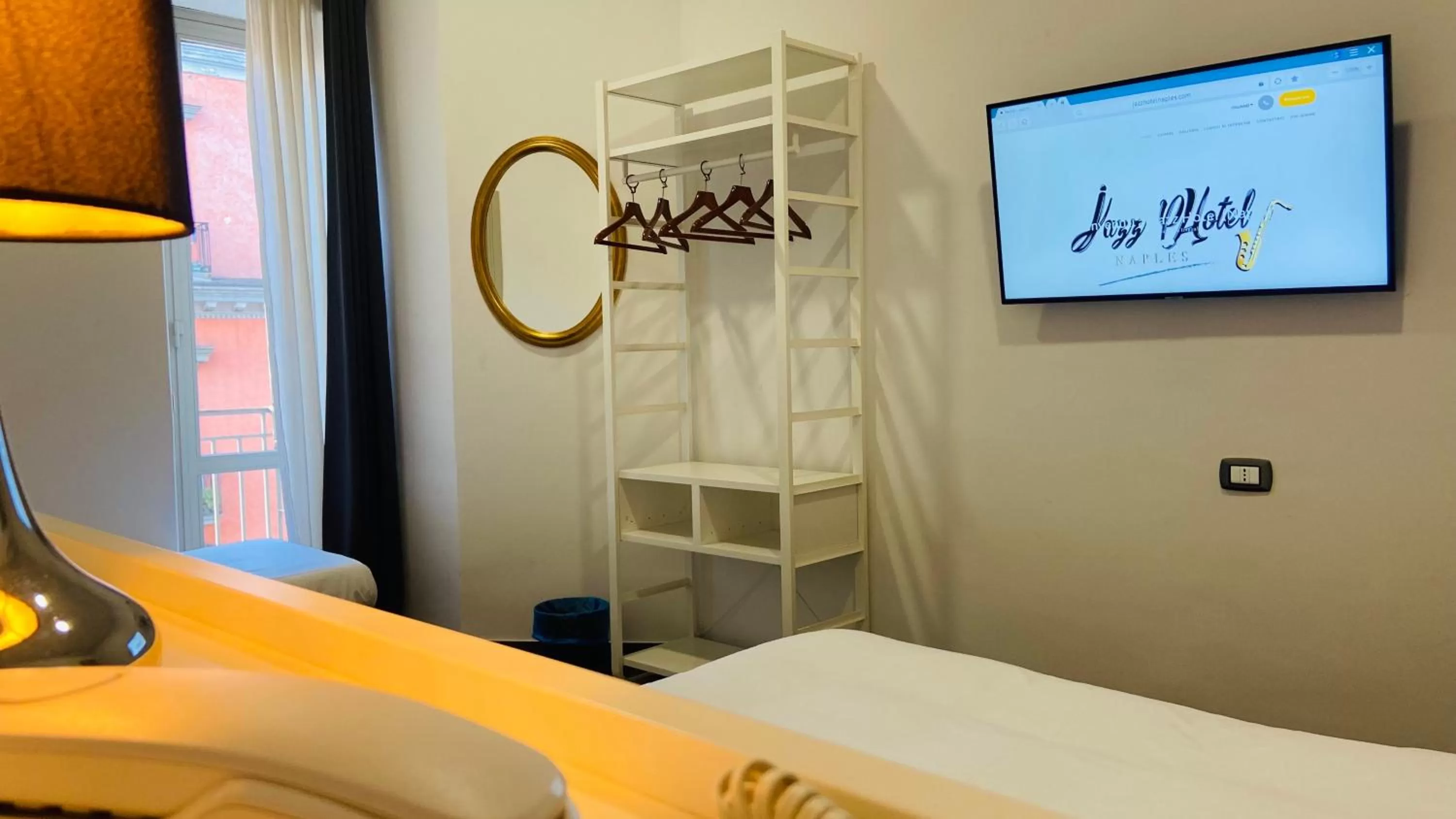 Superior Triple Room in Jazz Hotel