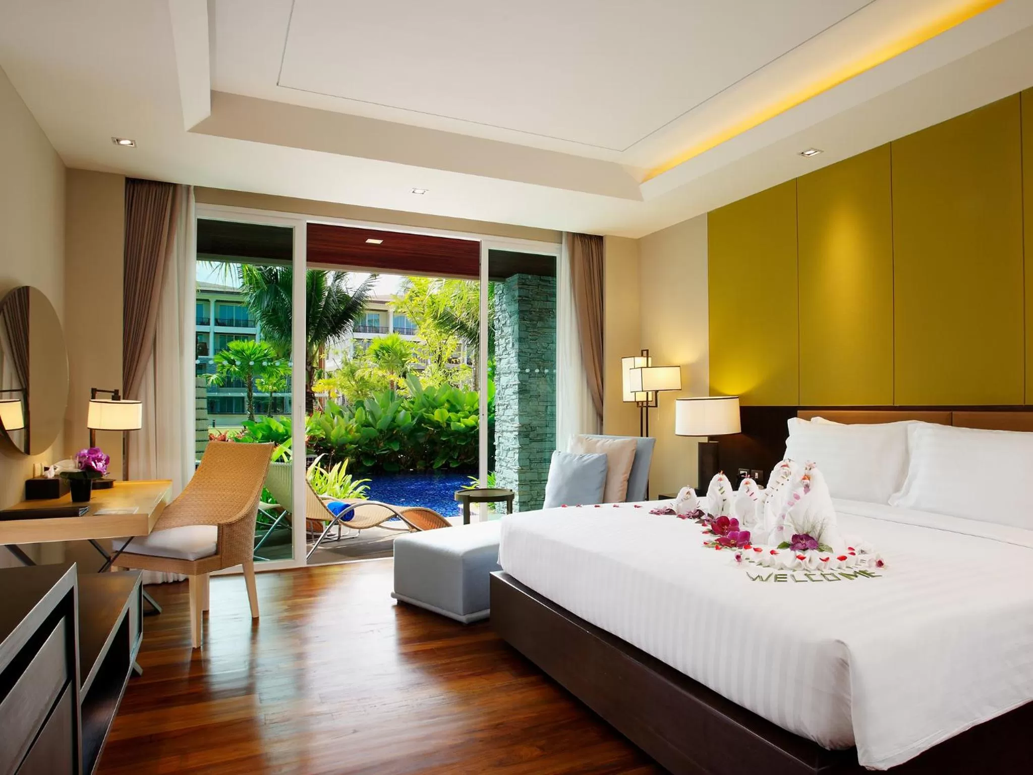 Deluxe Double Room with Pool Access in Graceland Khaolak Beachfront Resort