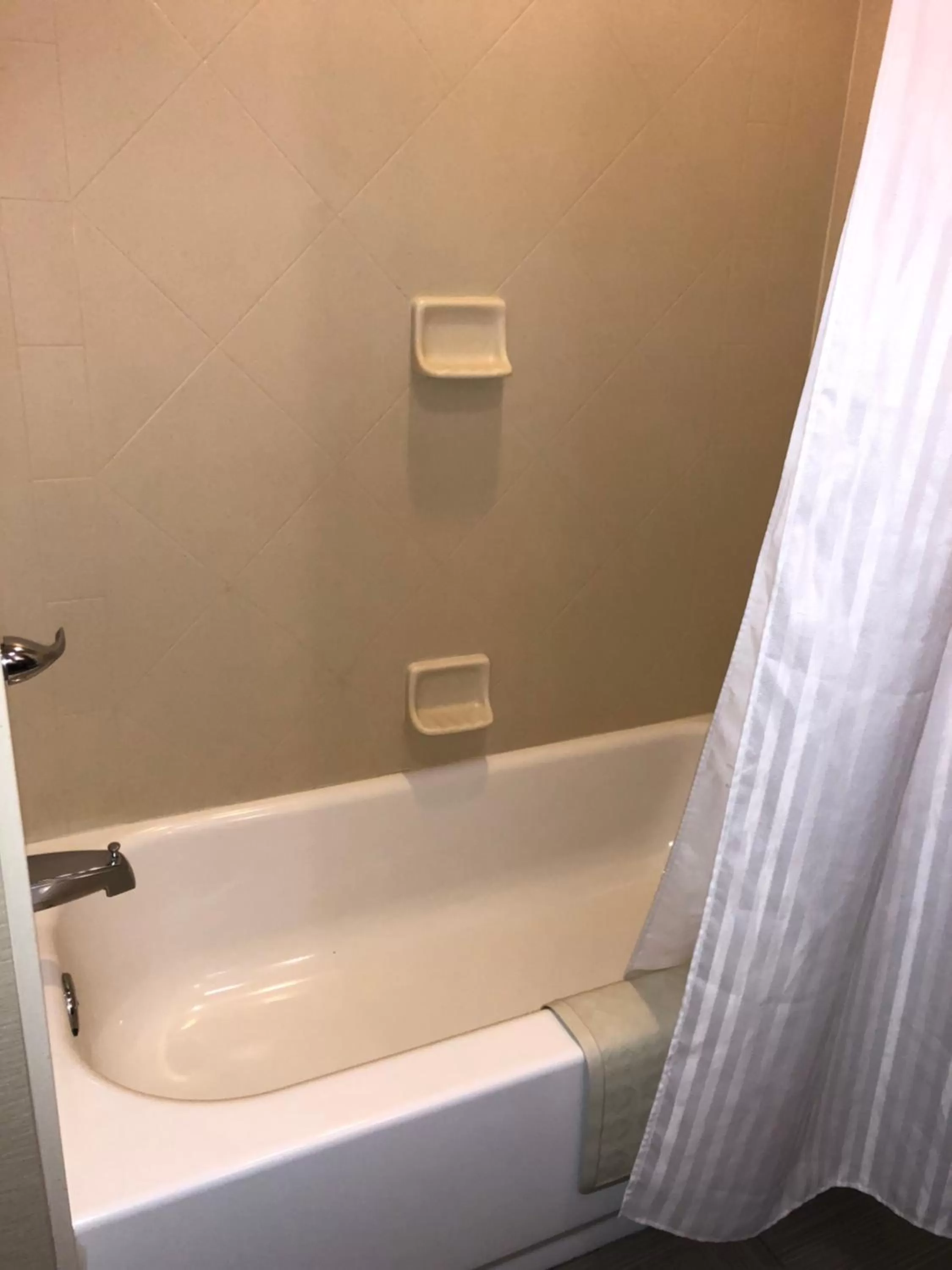 Single Room - single occupancy in Countryview Inn & Suites