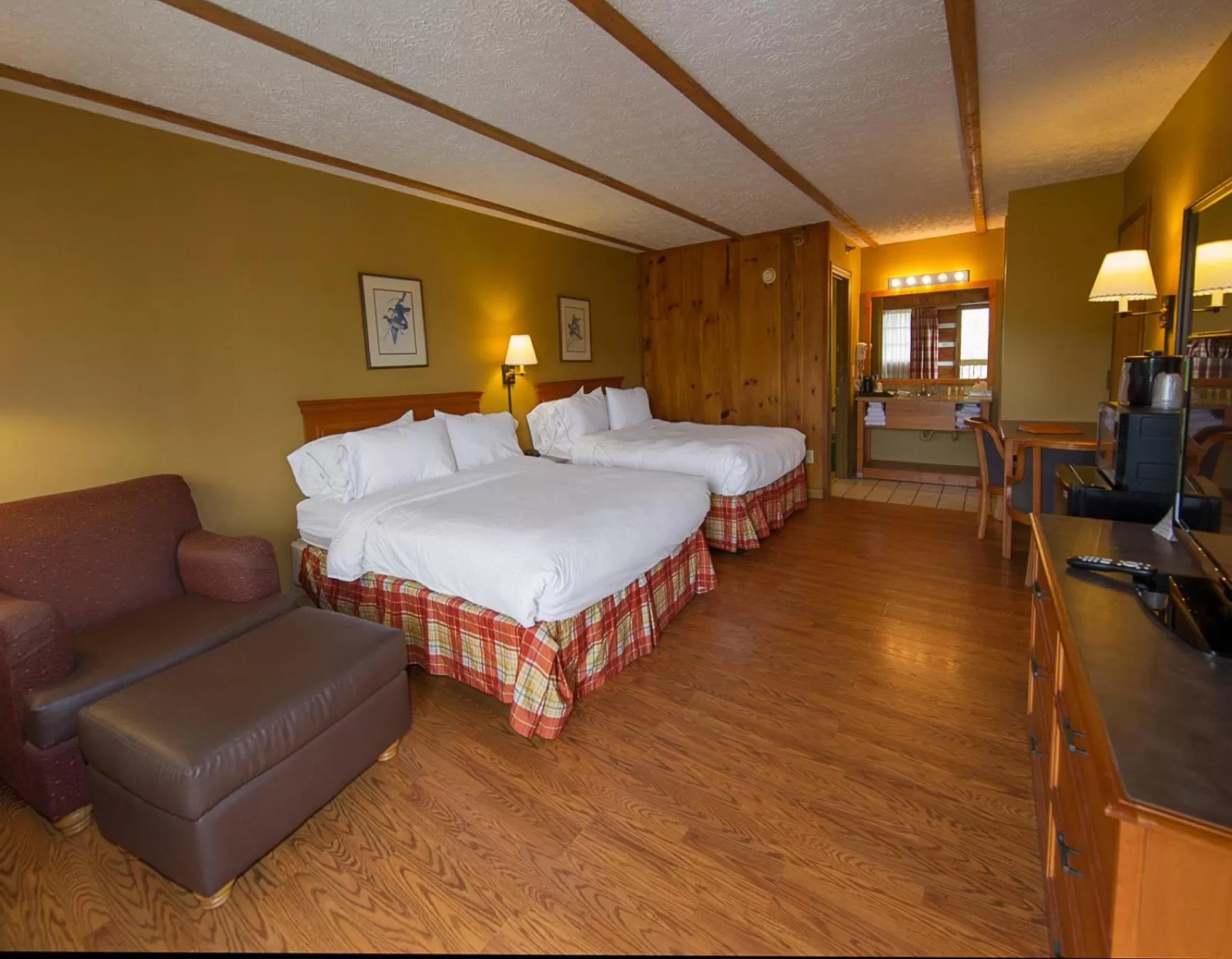 Queen Room with Two Queen Beds in Timbers Lodge