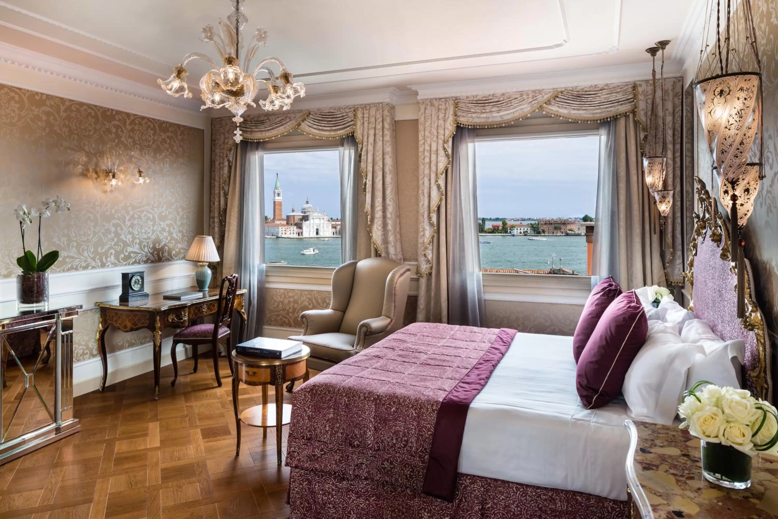 Junior Suite with Lagoon View in Baglioni Hotel Luna - The Leading Hotels of the World