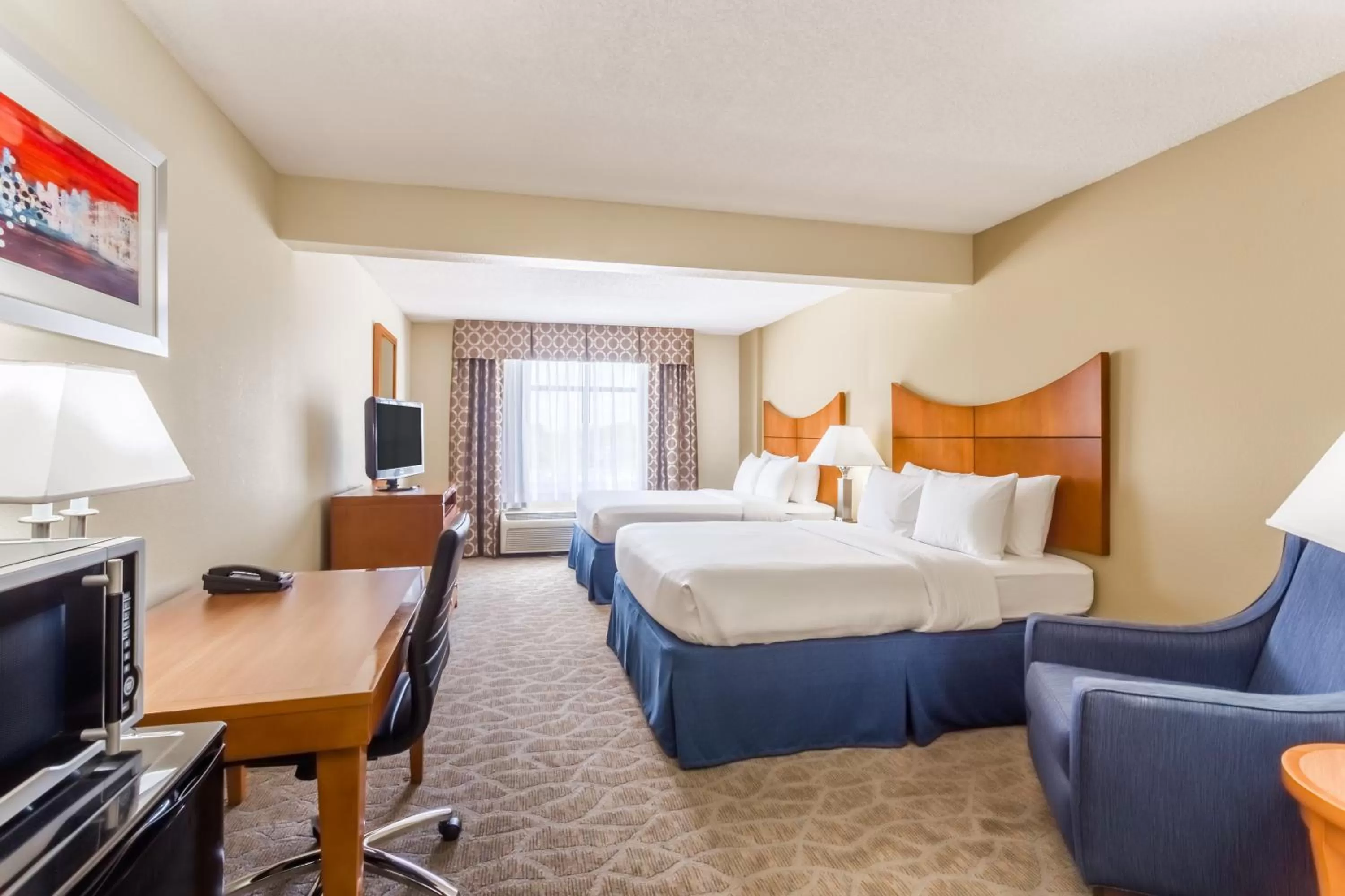Queen Room with Two Queen Beds - Non-Smoking in Wingate by Wyndham, Universal Studios - Free Theme Park Shuttle