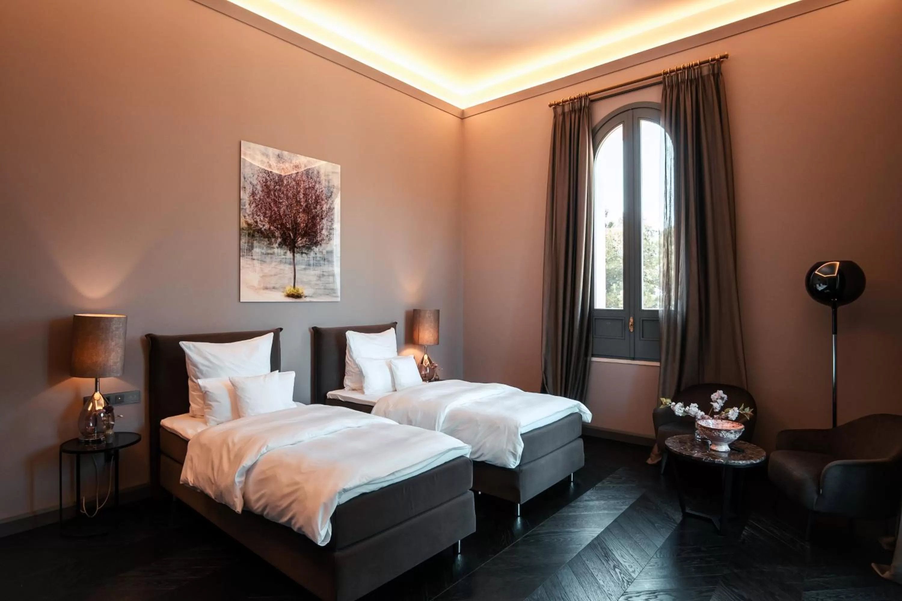 Deluxe Double or Twin Room with Balcony in Sa Suites