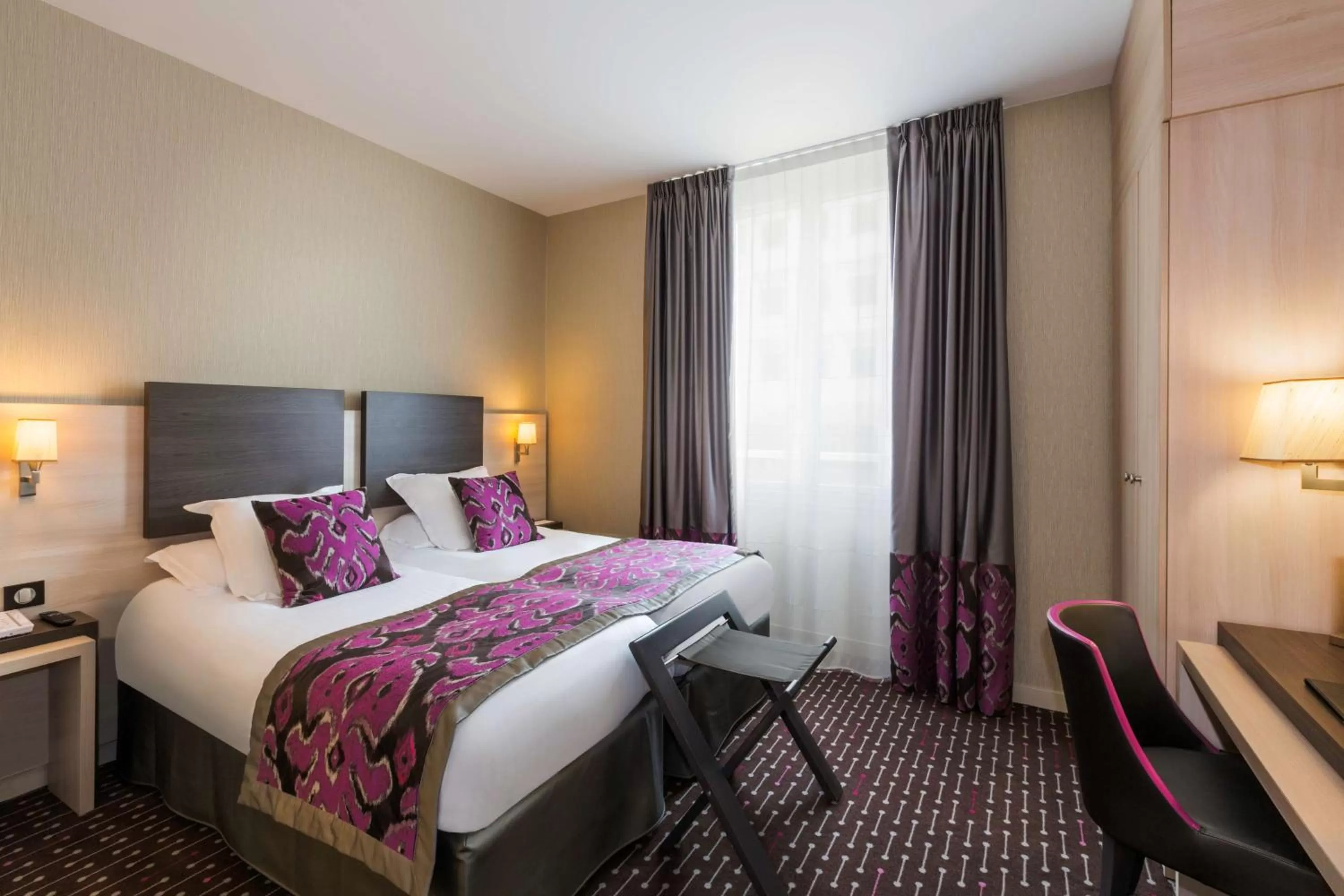 Superior King Room or Twin Room in Best Western Plus Richelieu