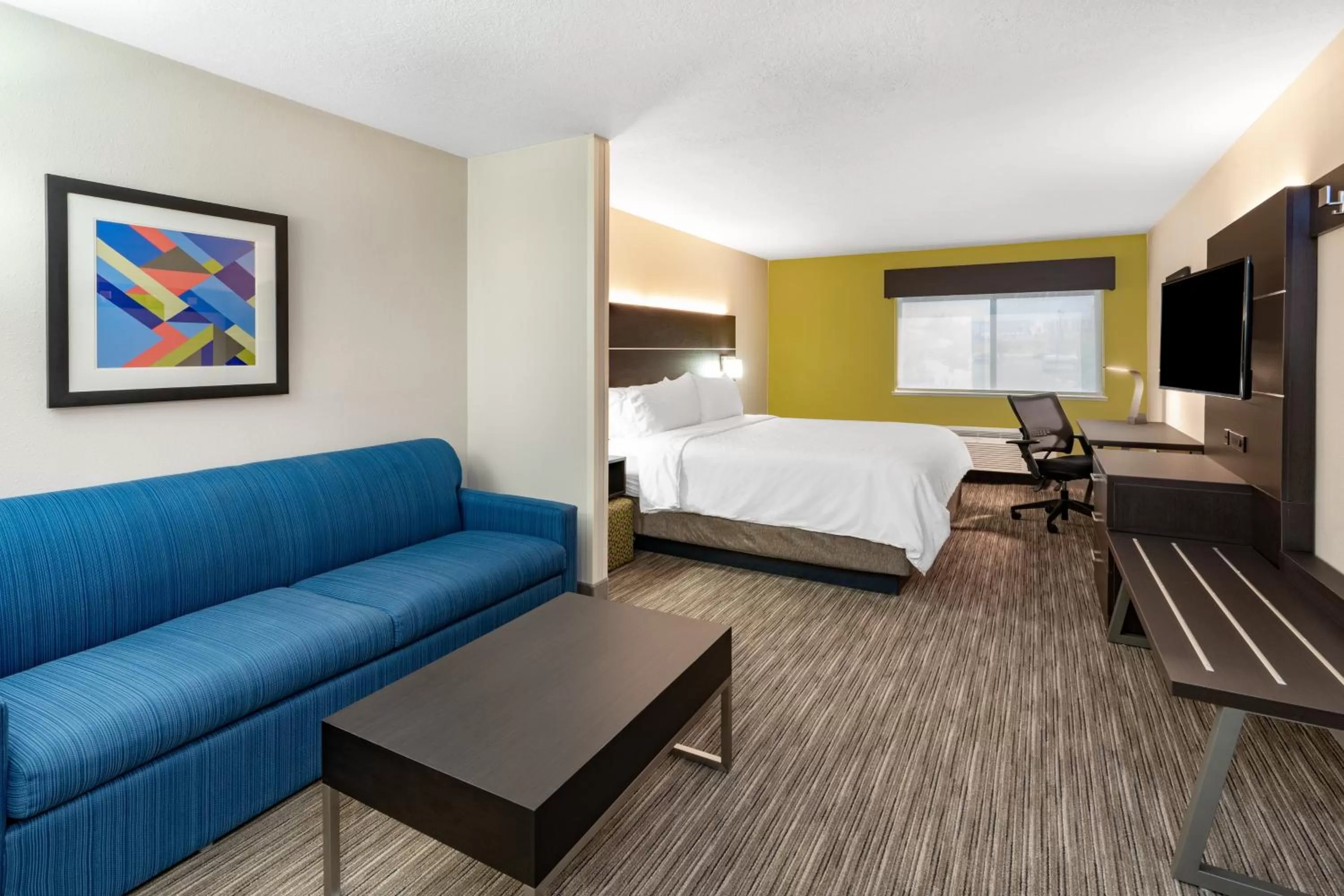 King Suite - Non-Smoking in Holiday Inn Express Hotel & Suites Albuquerque - North Balloon Fiesta Park by IHG