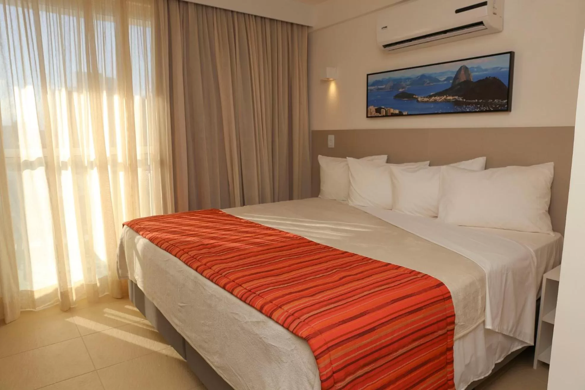 Queen Room - Disability Access in Ramada by Wyndham Macae Hotel & Suites